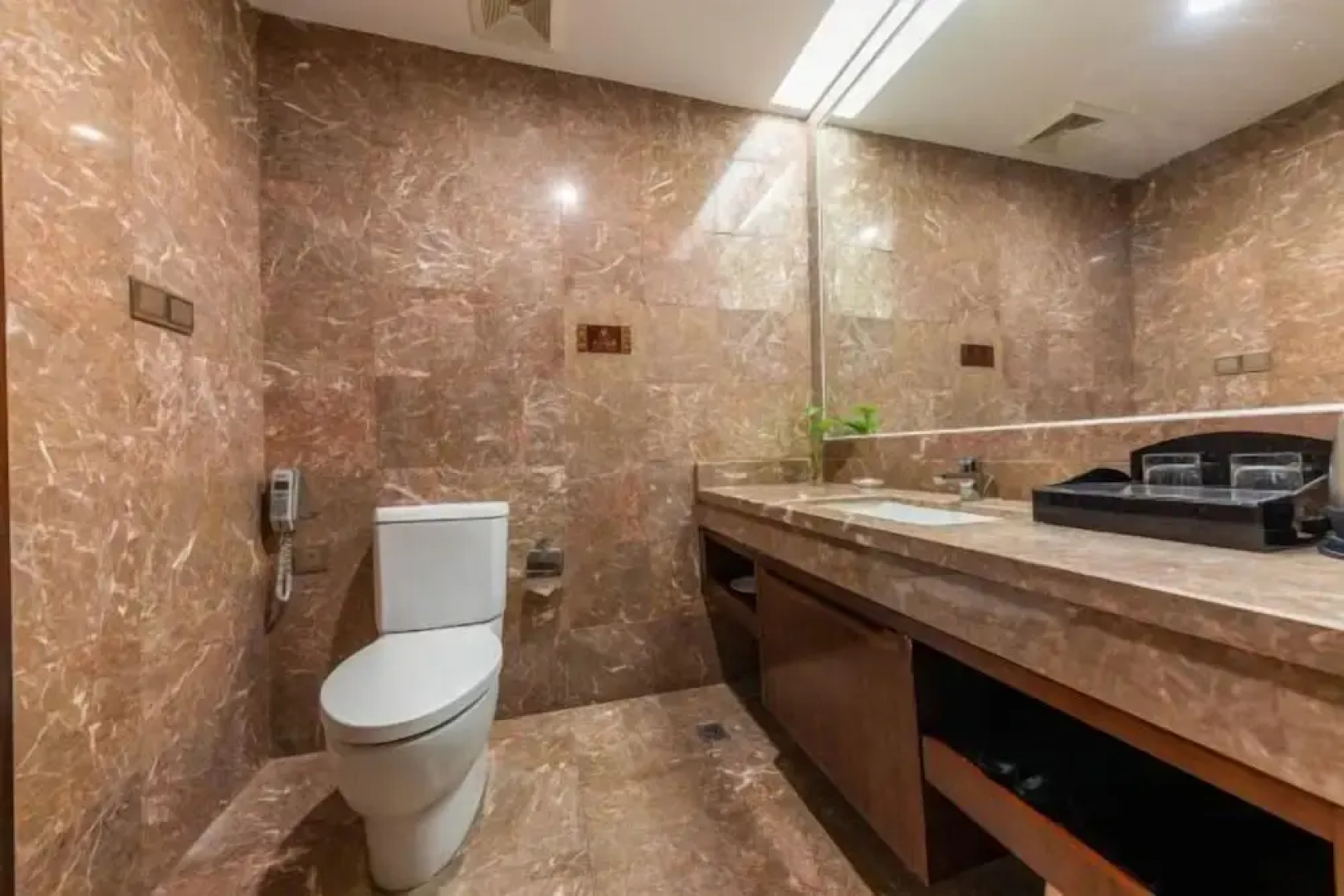 Wyndham Garden Qianjiang Downtown