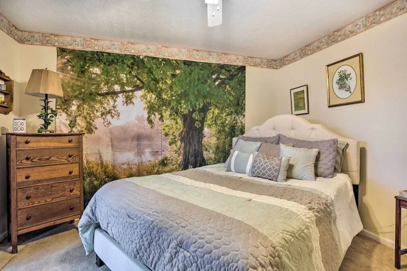 Bring a Pet: Cozy Burnsville Cottage w/ Fire Pit!