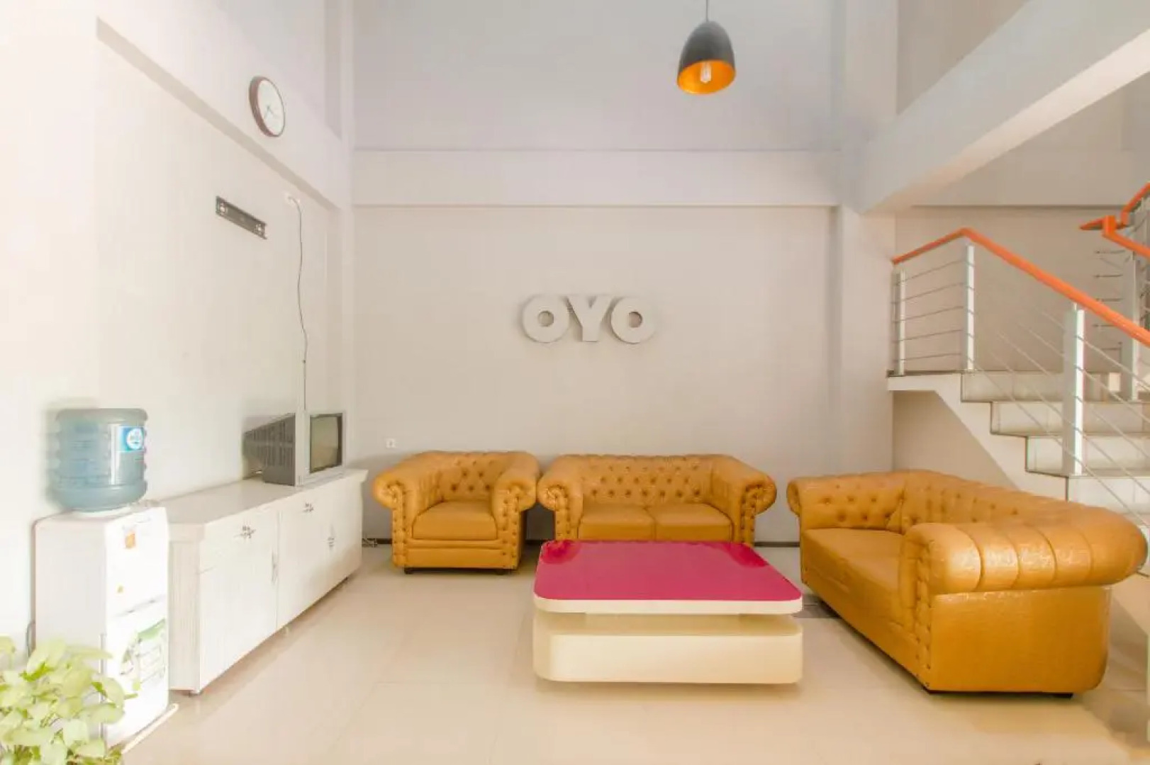 OYO 871 Aira Costel