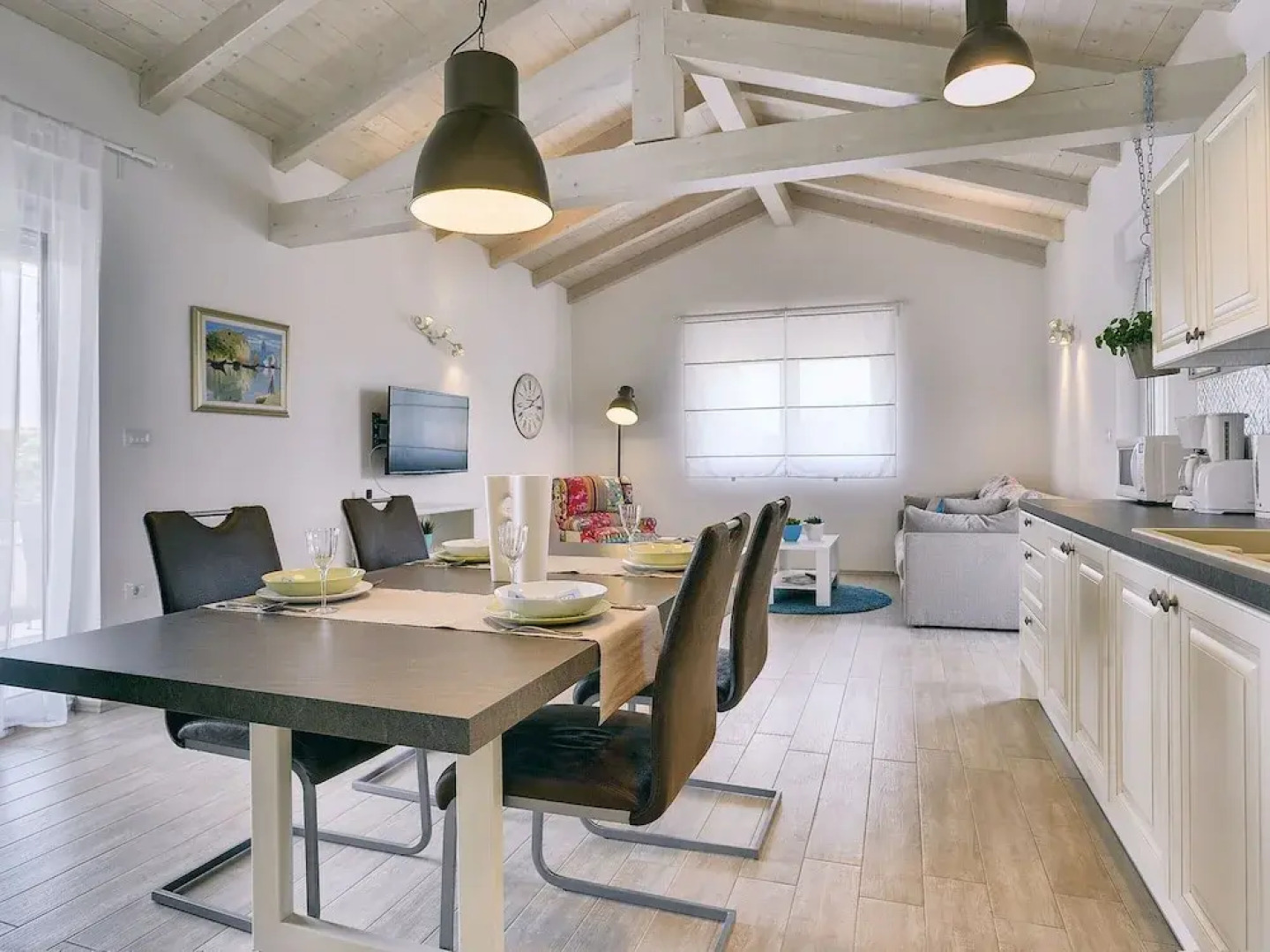 Modern Villa in Pula With Garden