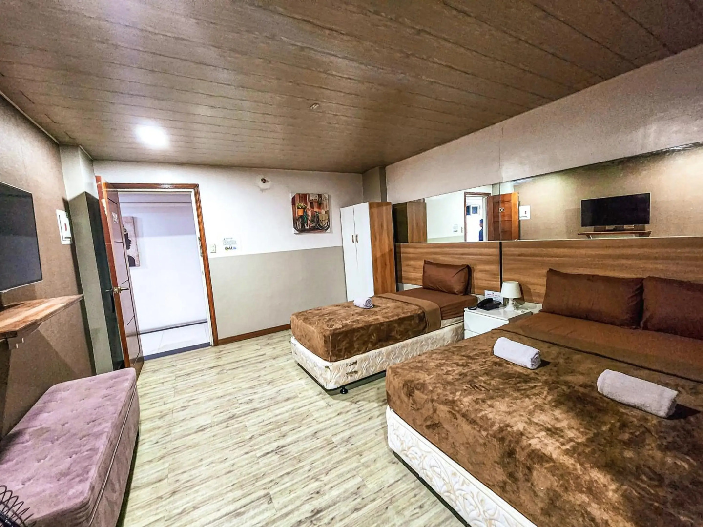 OYO 767 Hotel Urban - Khotel Kurban Hotel