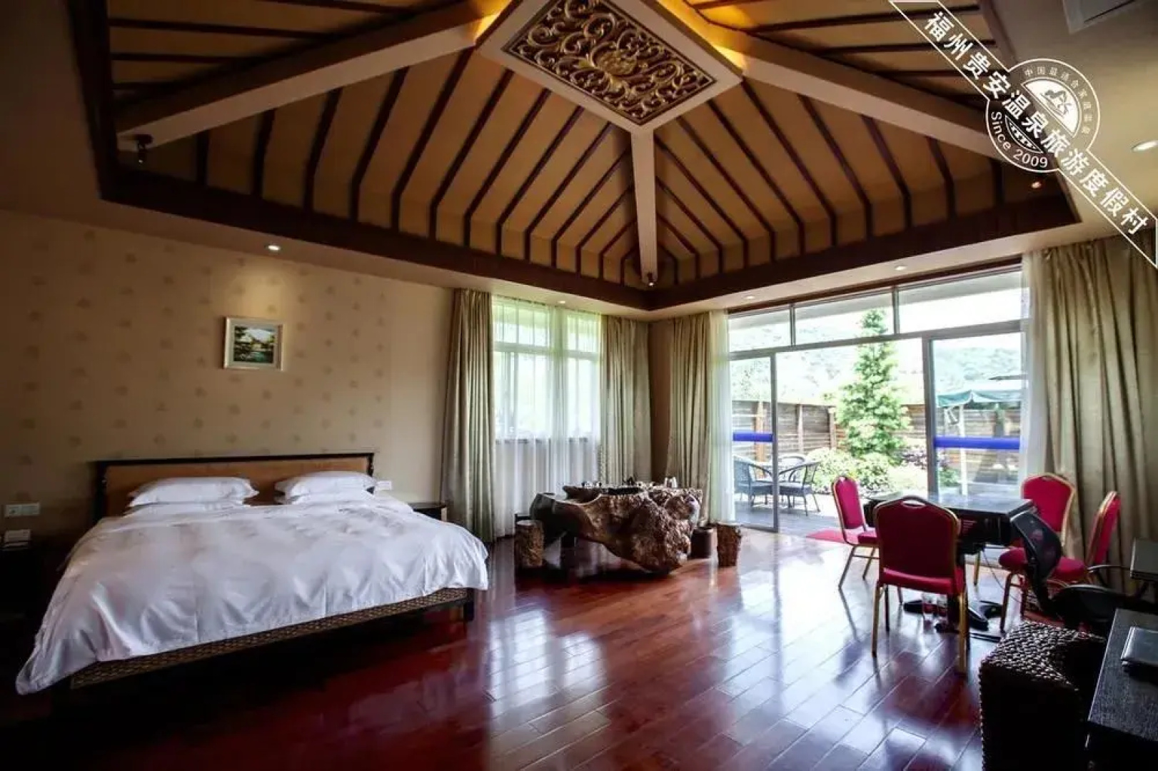 Guian Hot Spring Conference Center Hotel