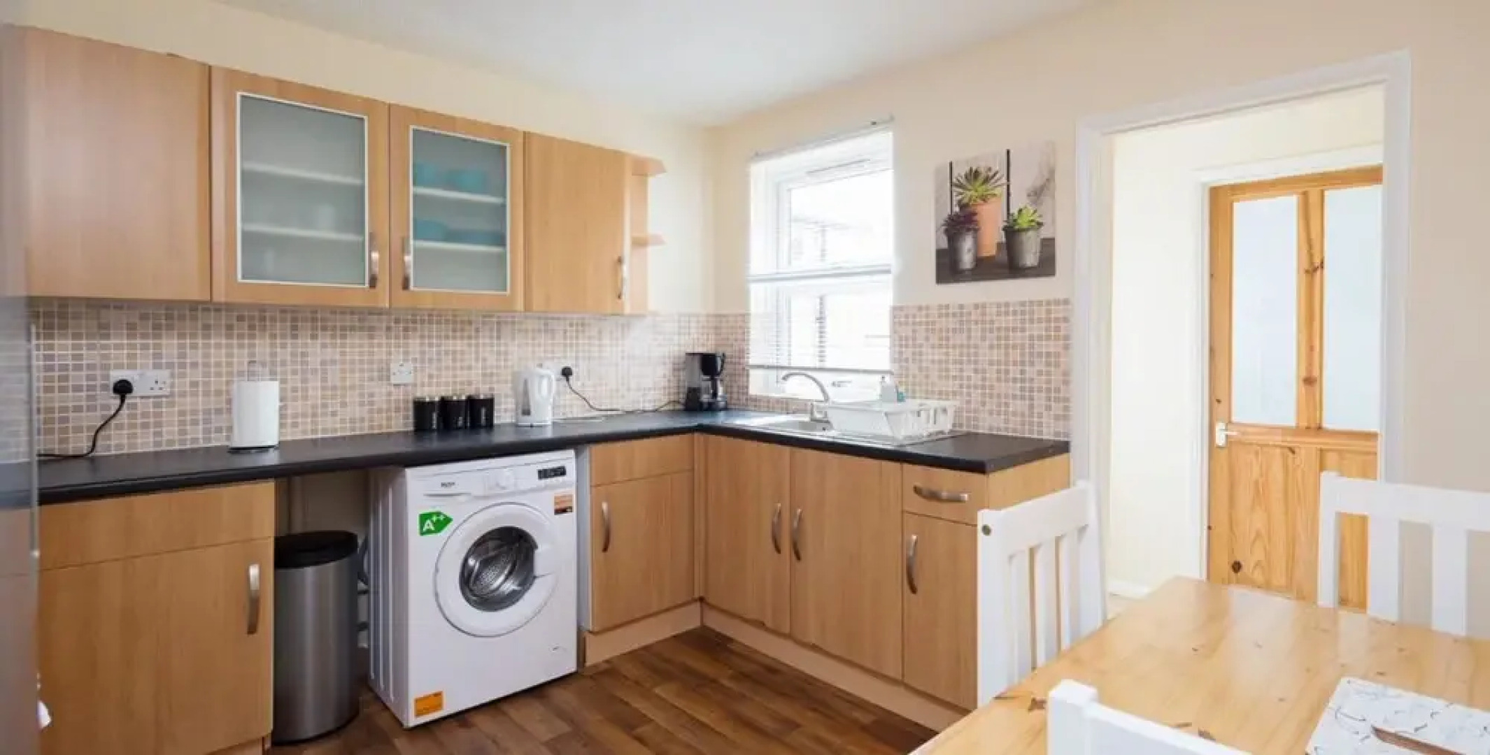 Borden Terrace by Kasay Stays