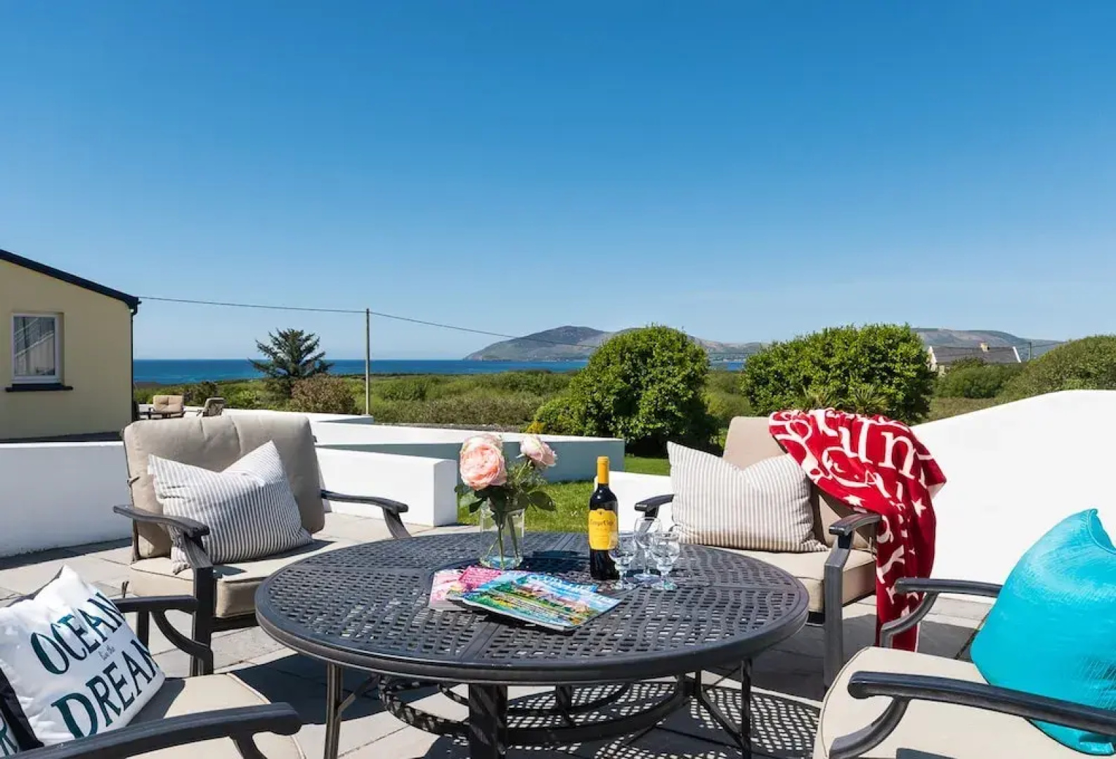 Large House With Adjoining Cottage Close to Waterville