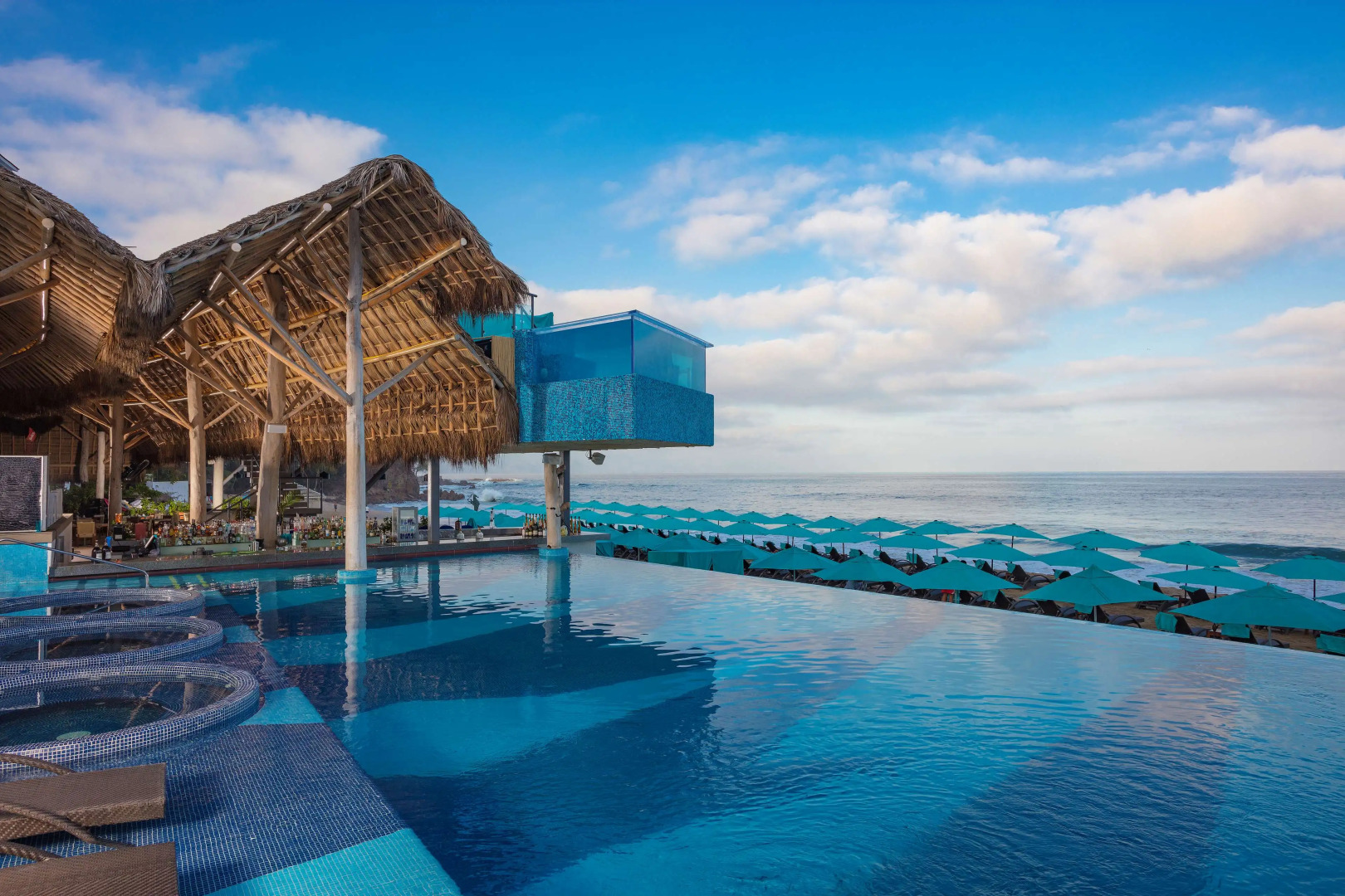 Almar Resort Luxury Beach Front Experience