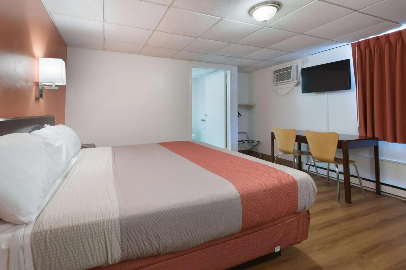 Motel 6 Frackville, PA