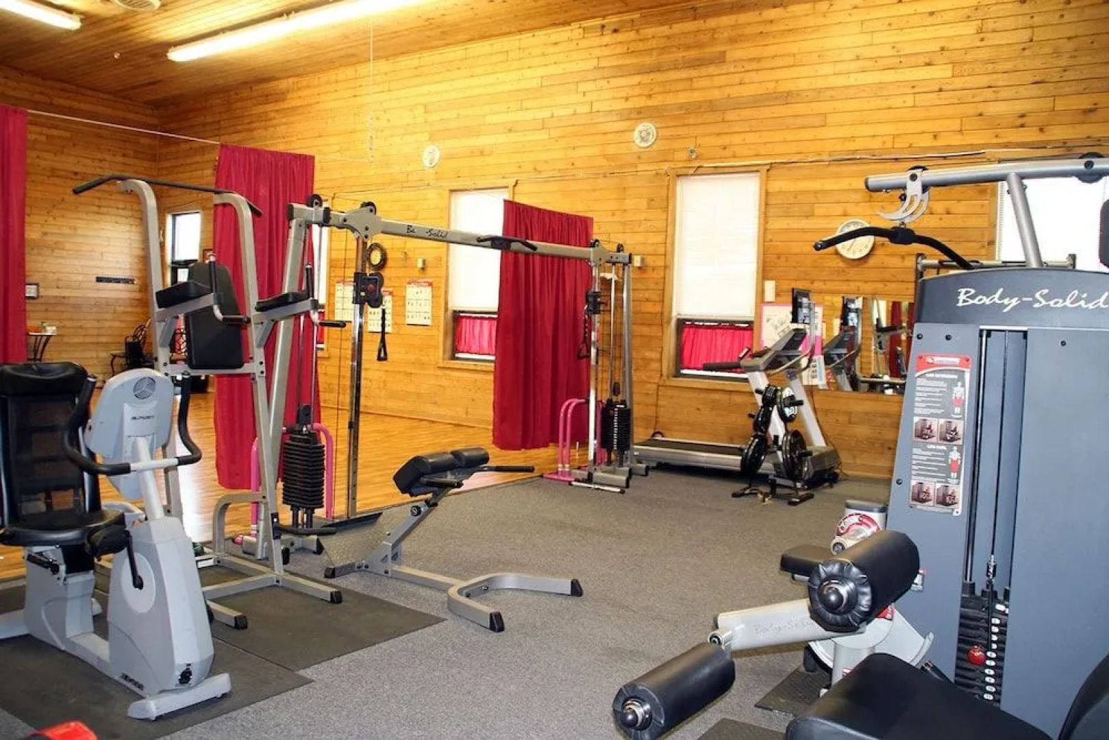 Wagner Lakeside Motel