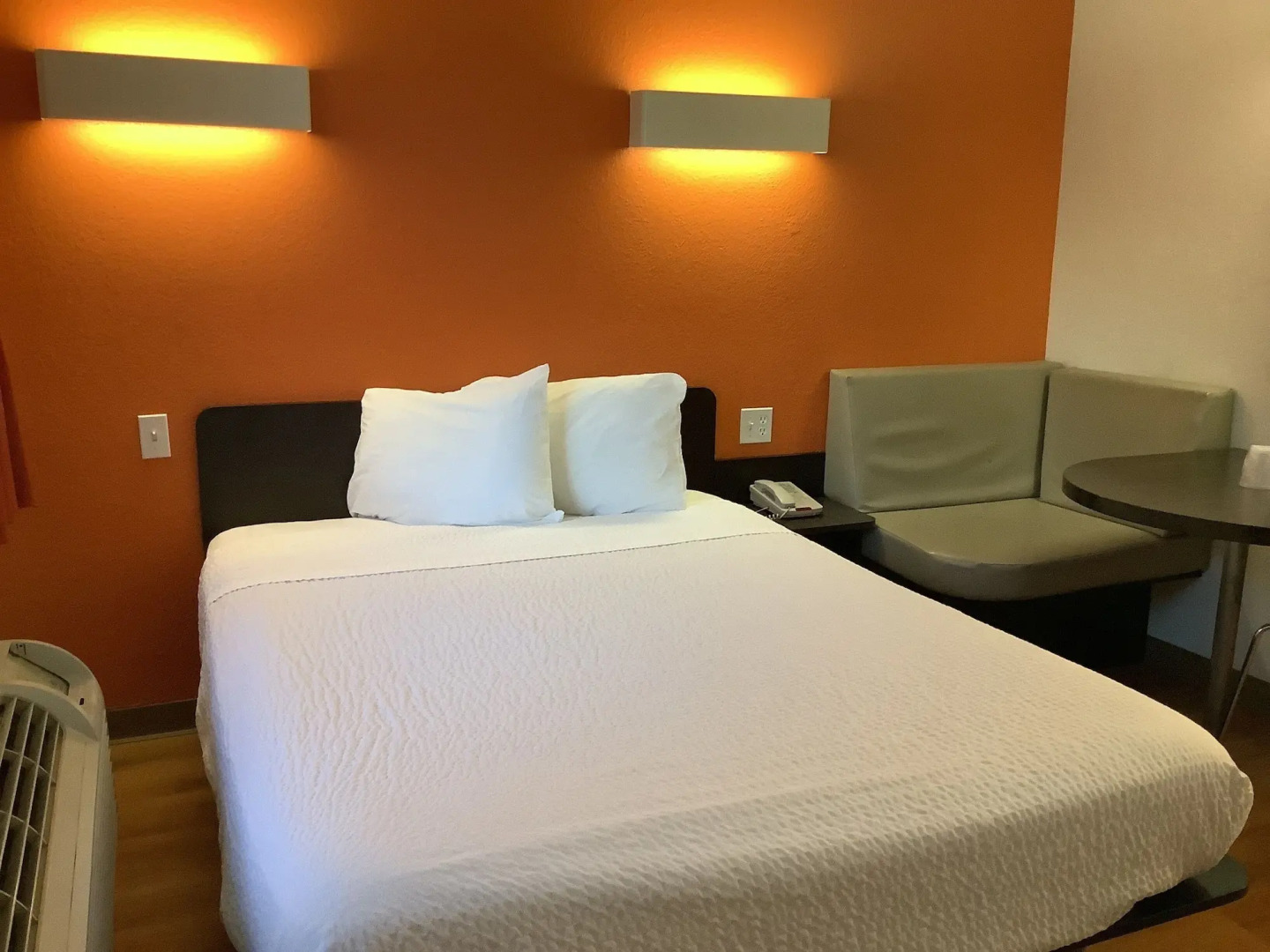 Motel 6 Carlsbad Downtown