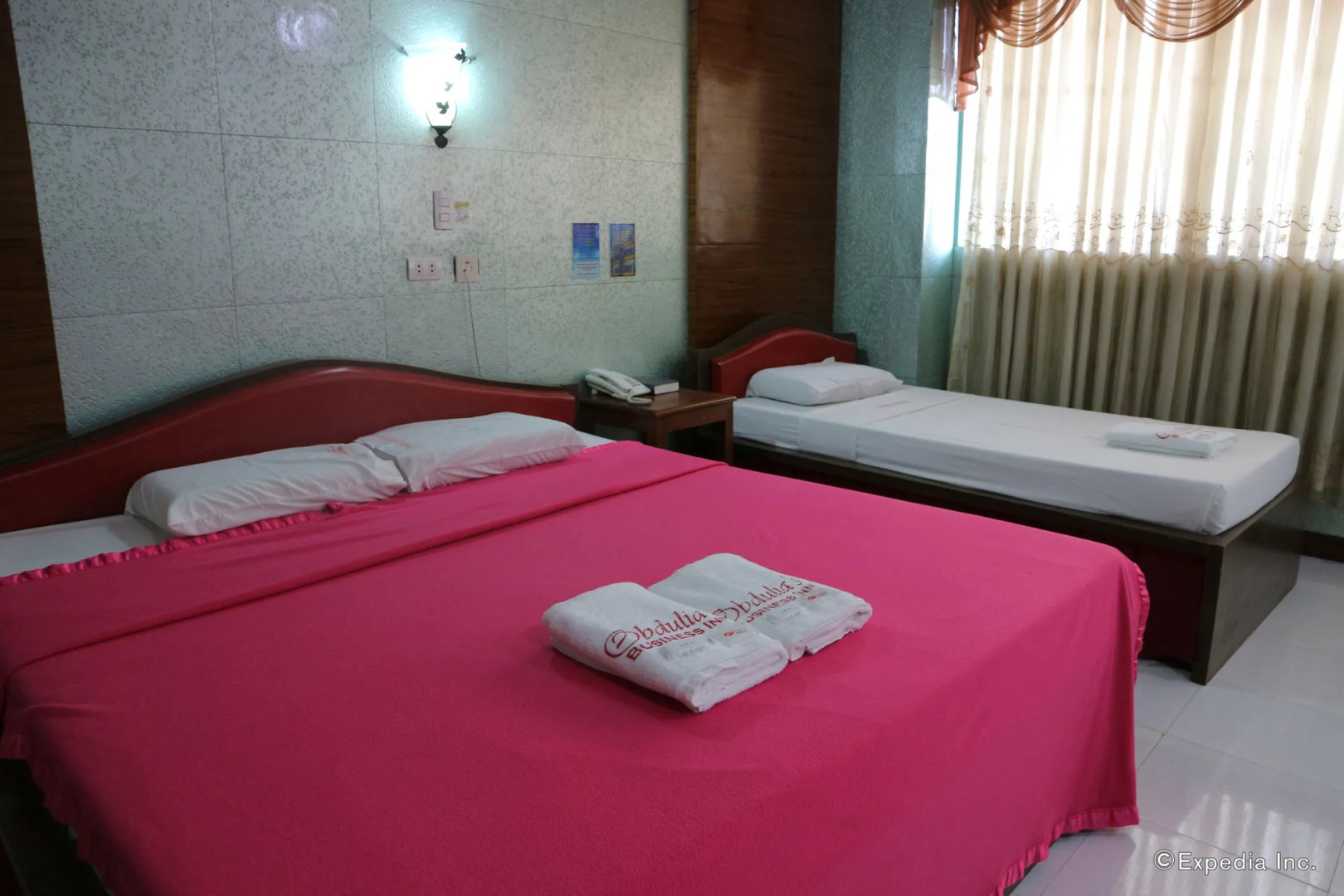 Obdulia's Business Inn