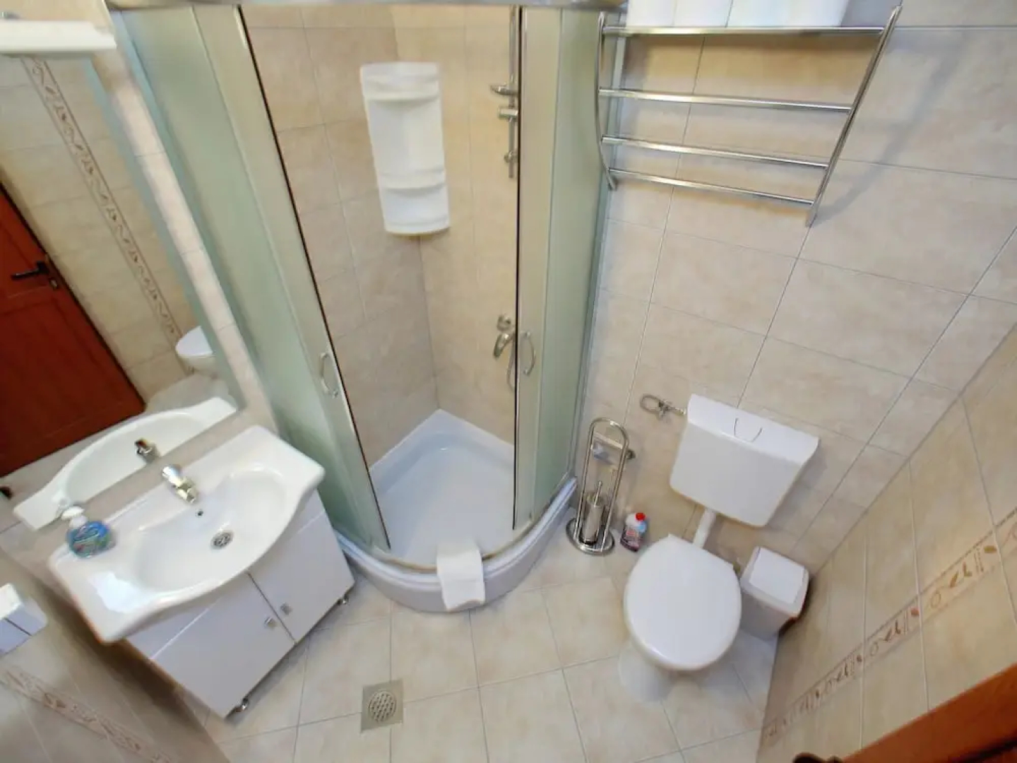 Fantastic Holiday Home With Amazing Garden, Private Pool, Directly on the Beach