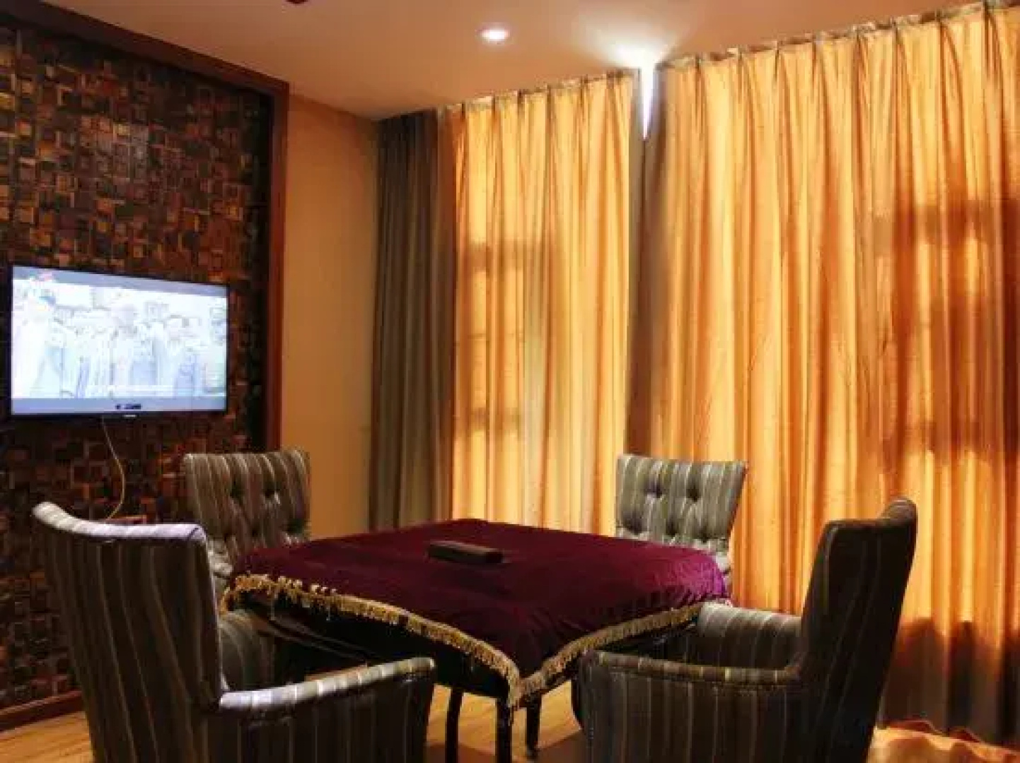 Jin Debao Kaiyue International Hot Spring Resort Hotel