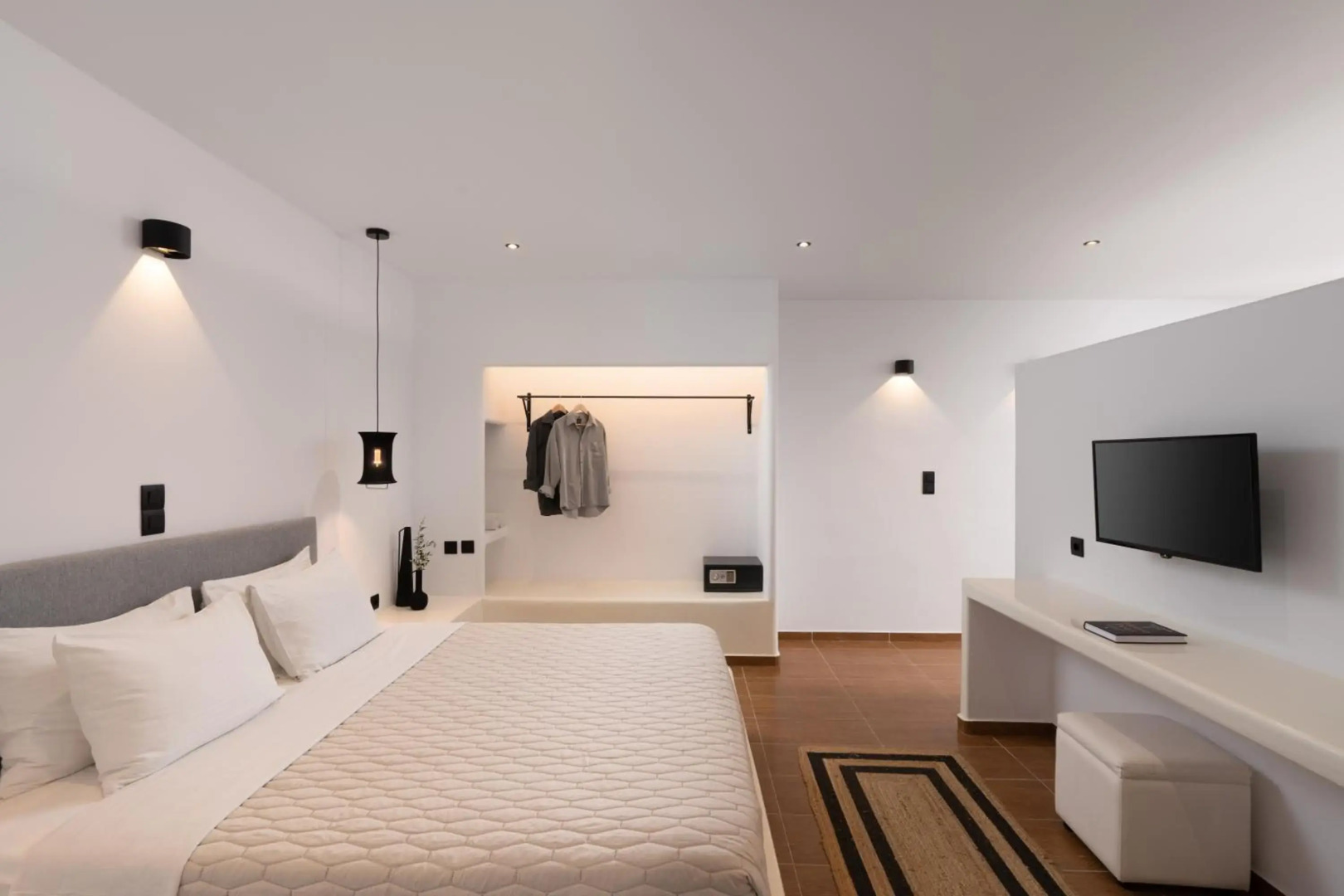 Splendour Hotel and Suites