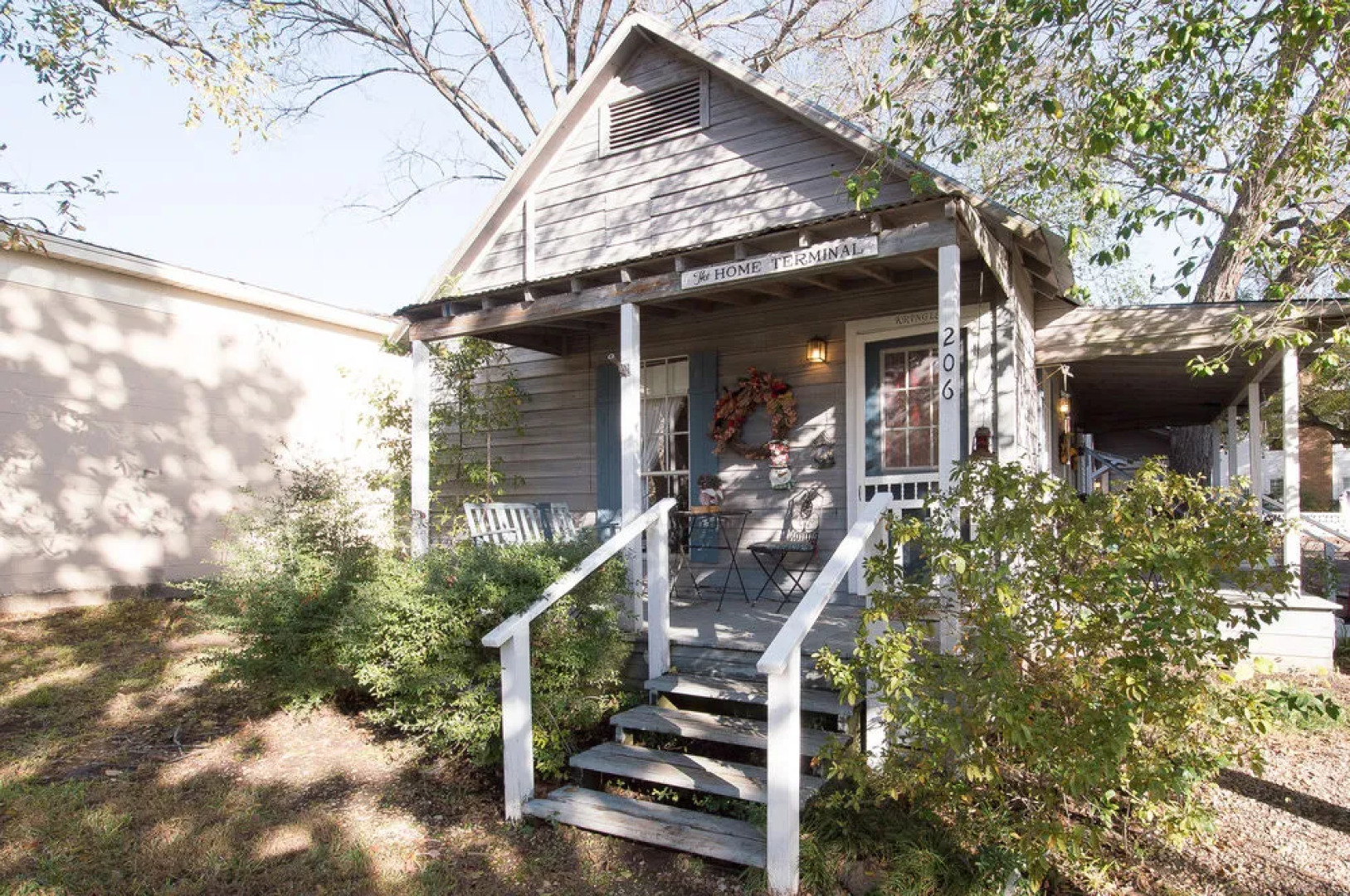 Munzesheimer Manor Bed & Breakfast