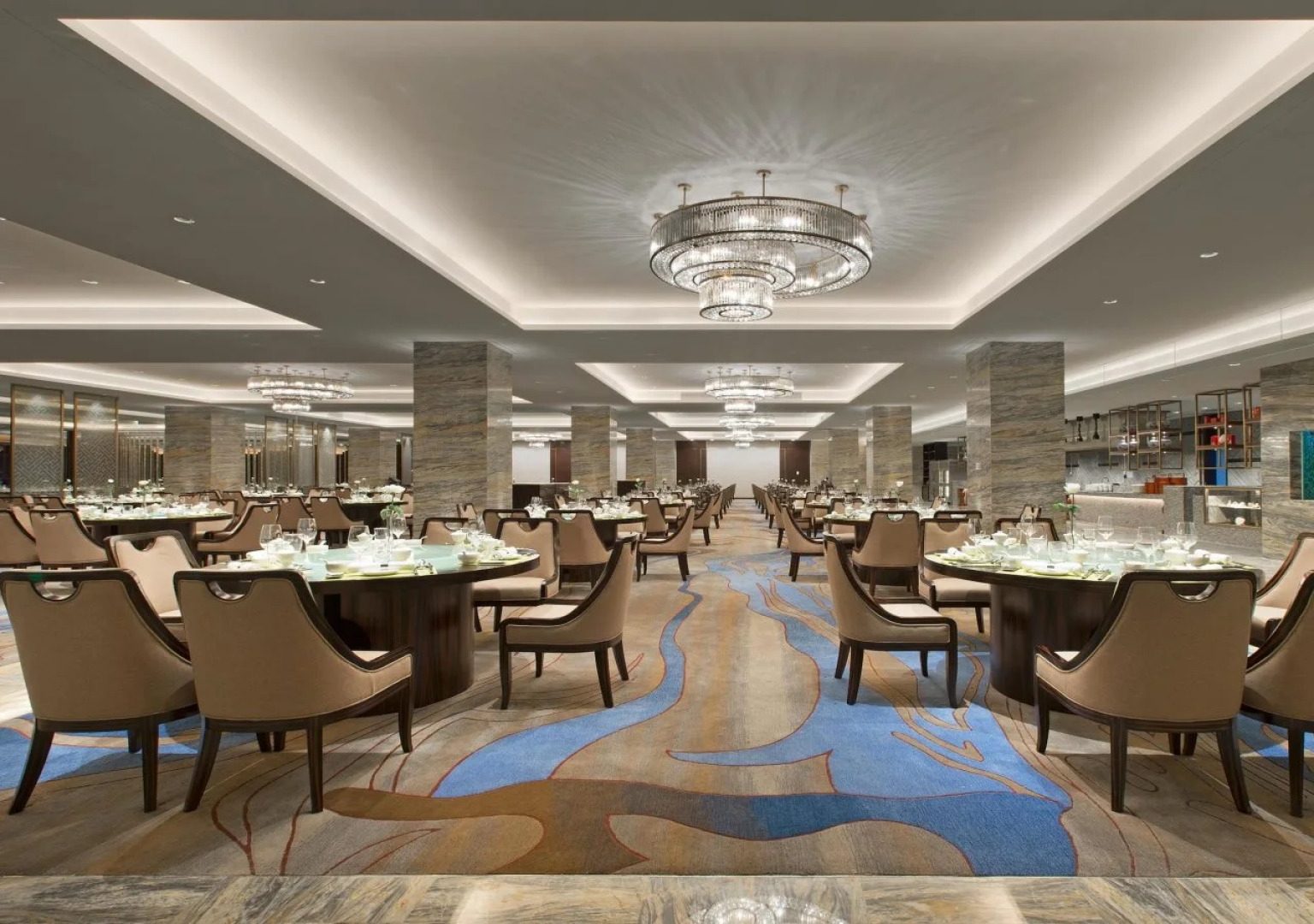 Sheraton Zhanjiang Hotel