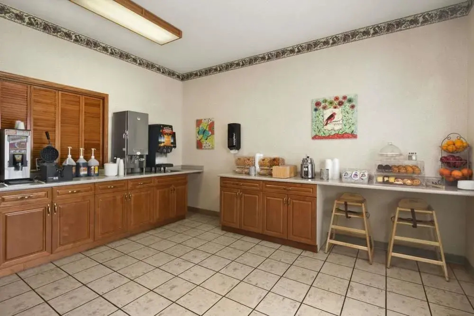 Travelodge and Suites Fargo/Moorhead