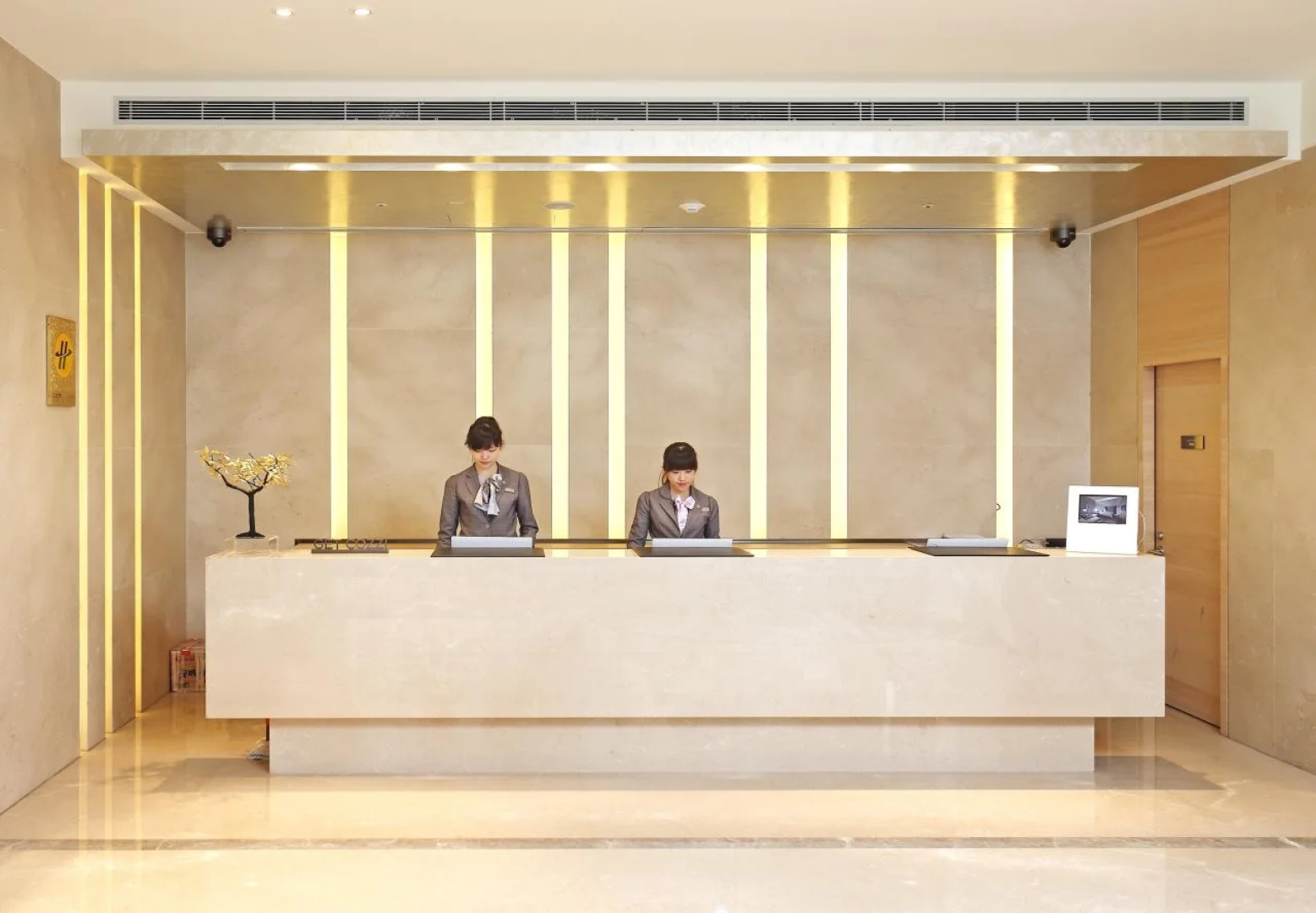 HOTEL COZZI Zhongxiao Taipei
