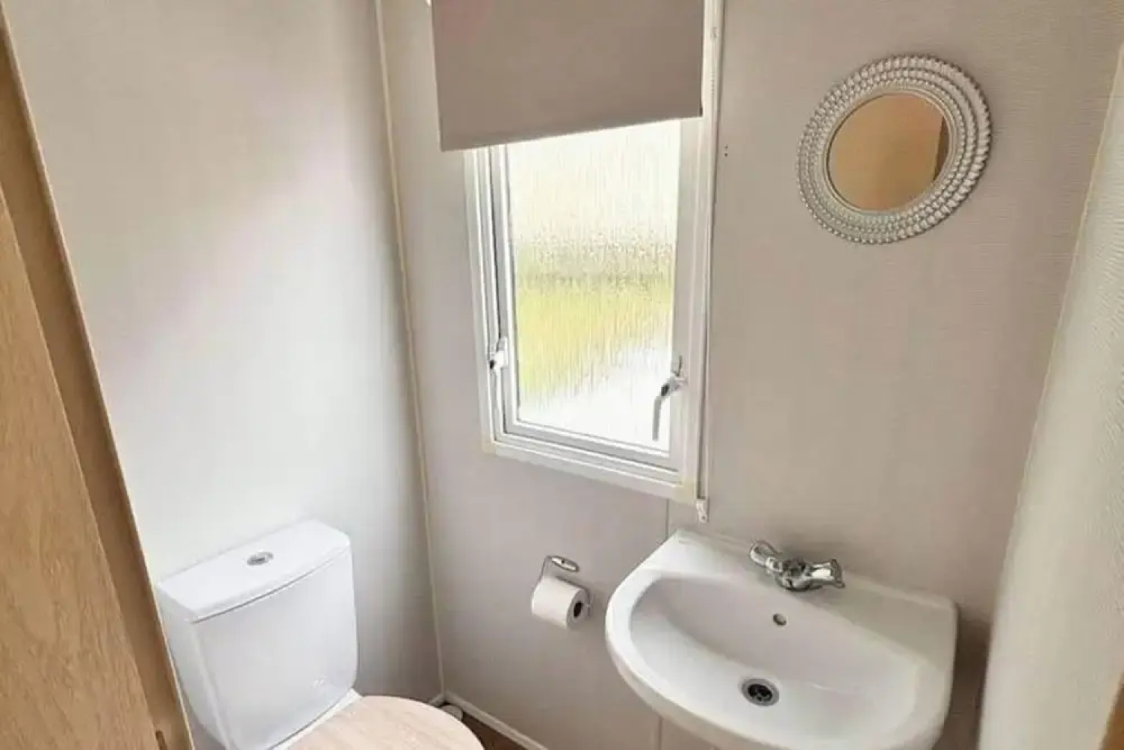 3 Bed-sleeps 8-pet Friendly-parking-sea View