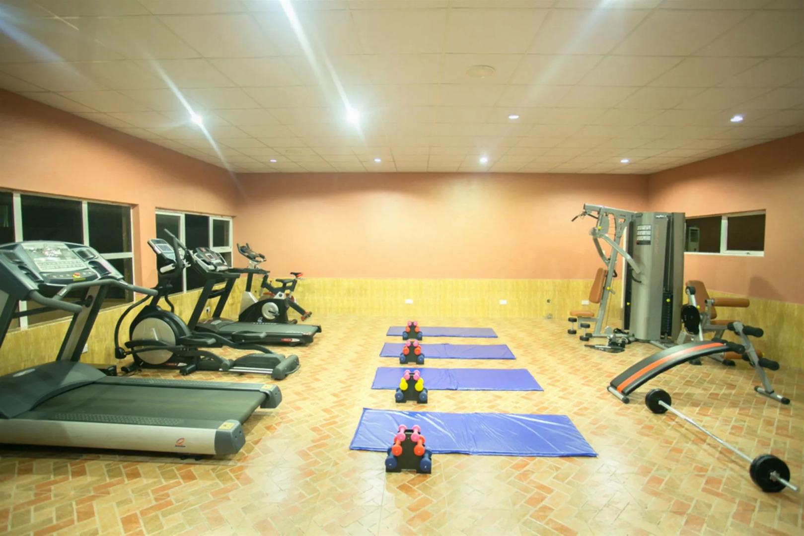 D'Palms Airport Hotel