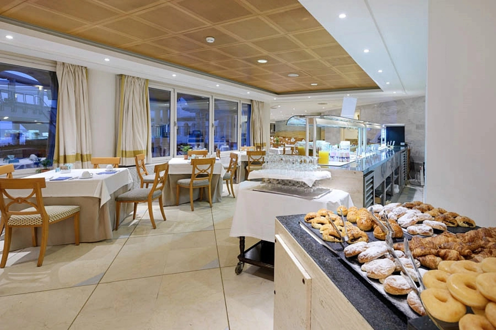 Hotel Playa Victoria