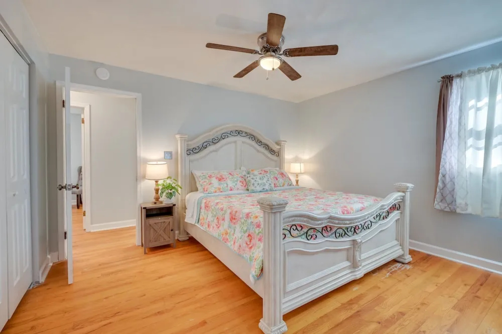 Deck & Grill: Convenient Home in Hummelstown