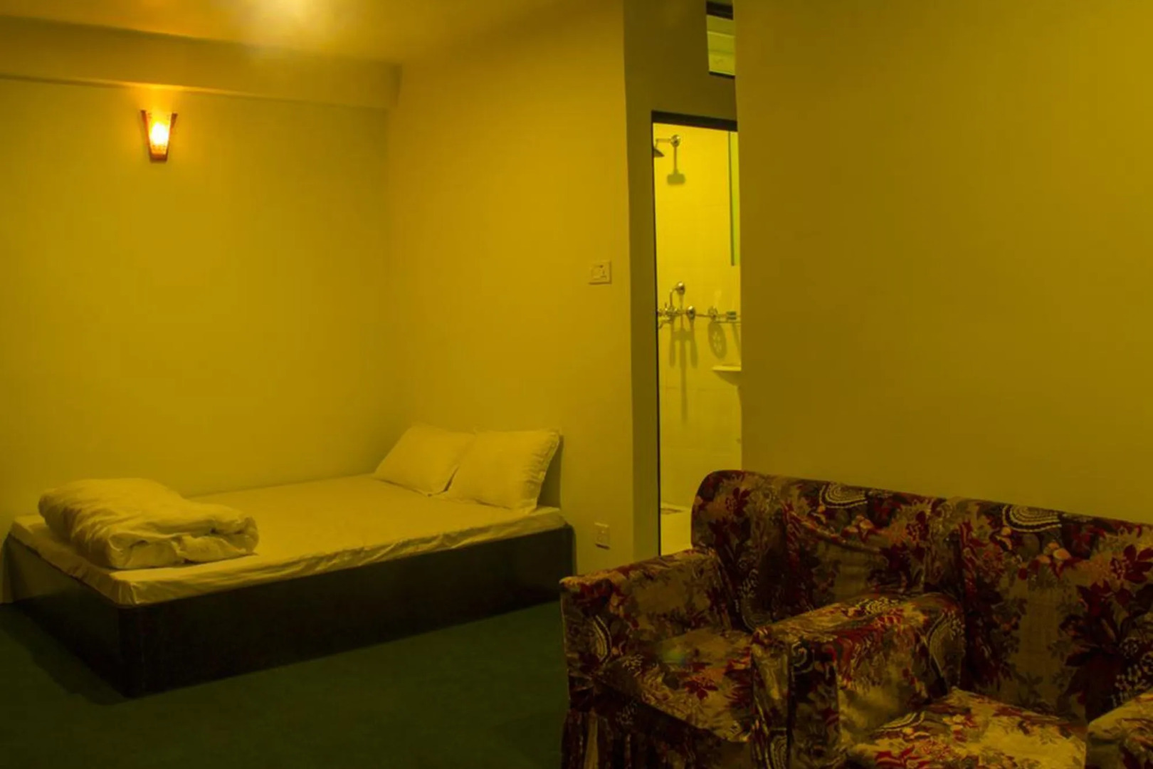 Pradhan House Homestay with Garden