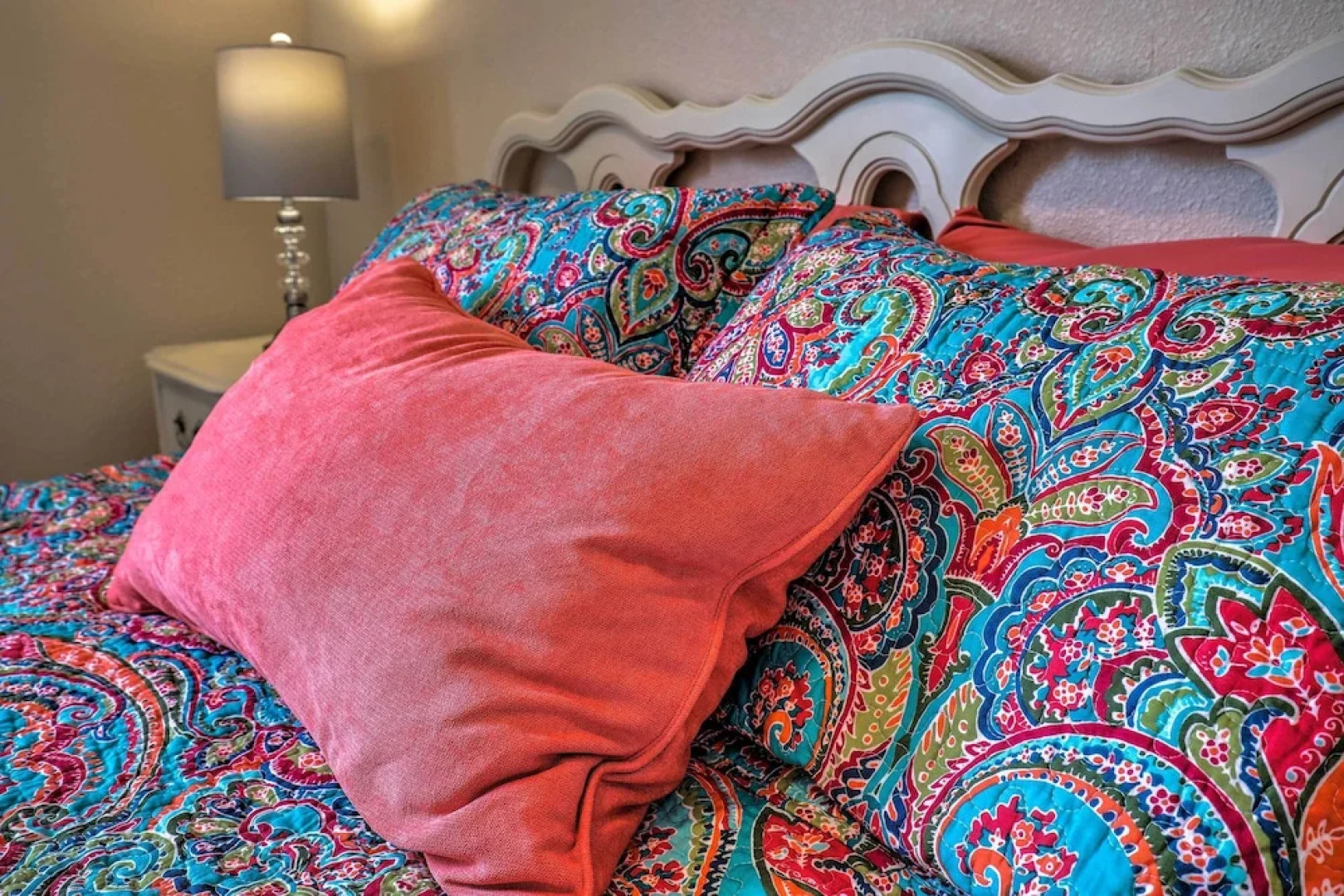 Kanab Condo w/ Pool & Patio, 30 Mi to Zion NP