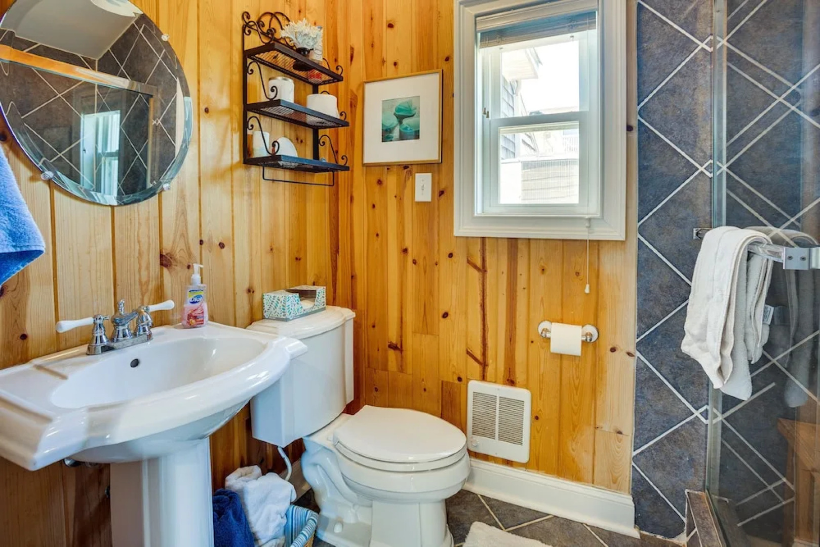 Dewey Beach Cottage Near Ocean - Walk to Beach!