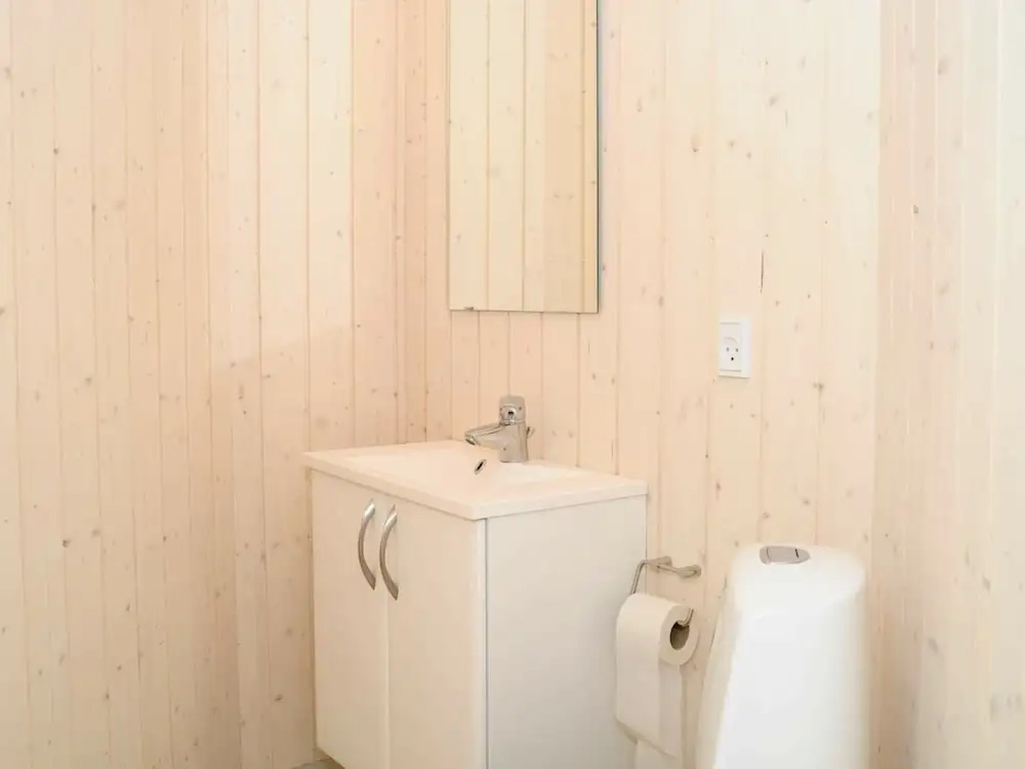 Modern Holiday Home in Borkop With Whirlpool