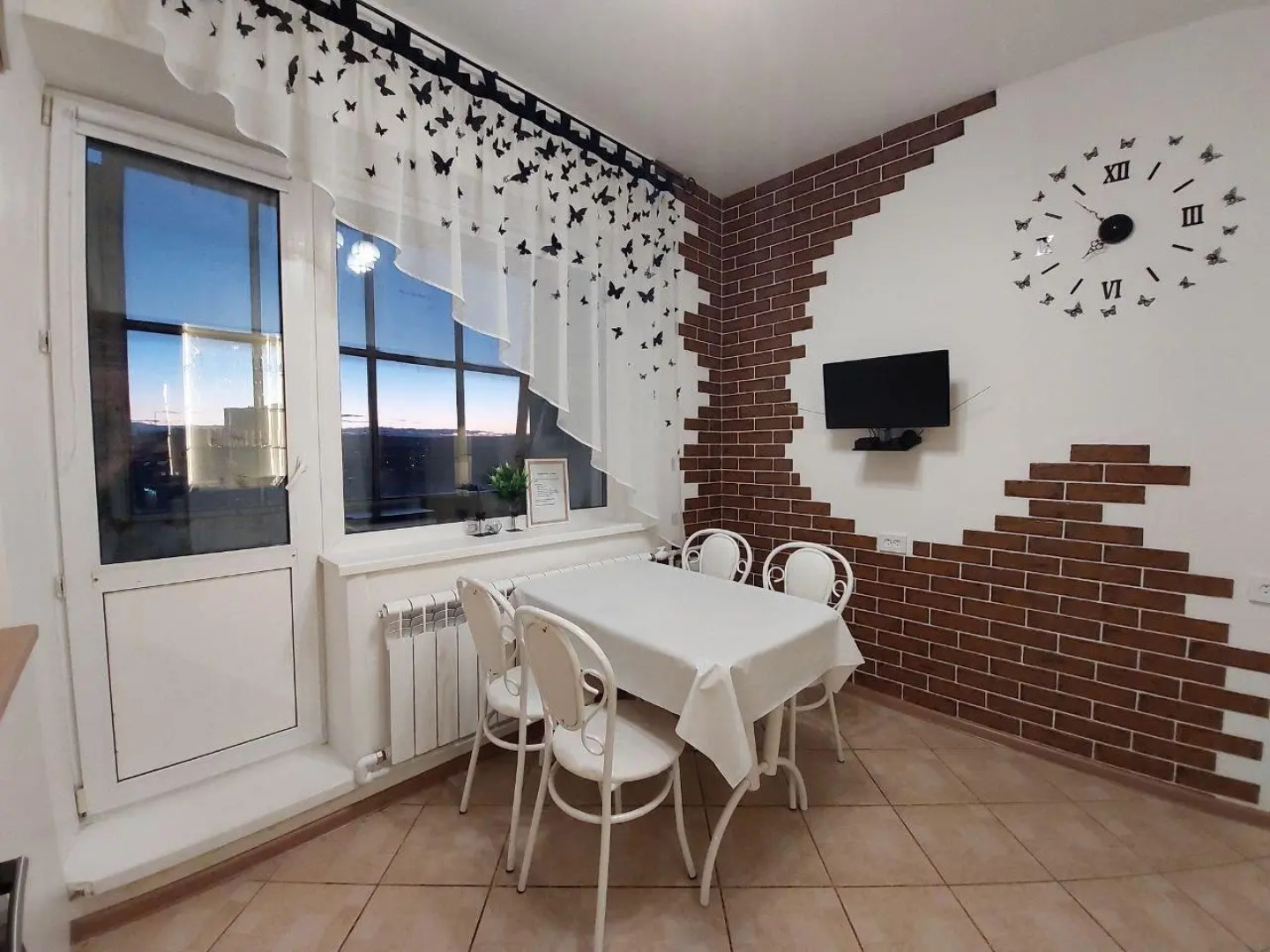 Сладкая подушка в микрорайоне 202