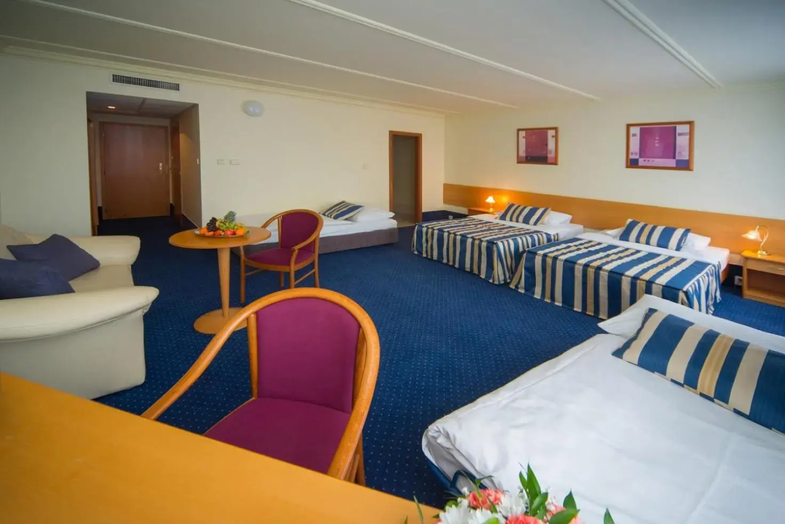 TOP HOTEL Praha & Conference Centre