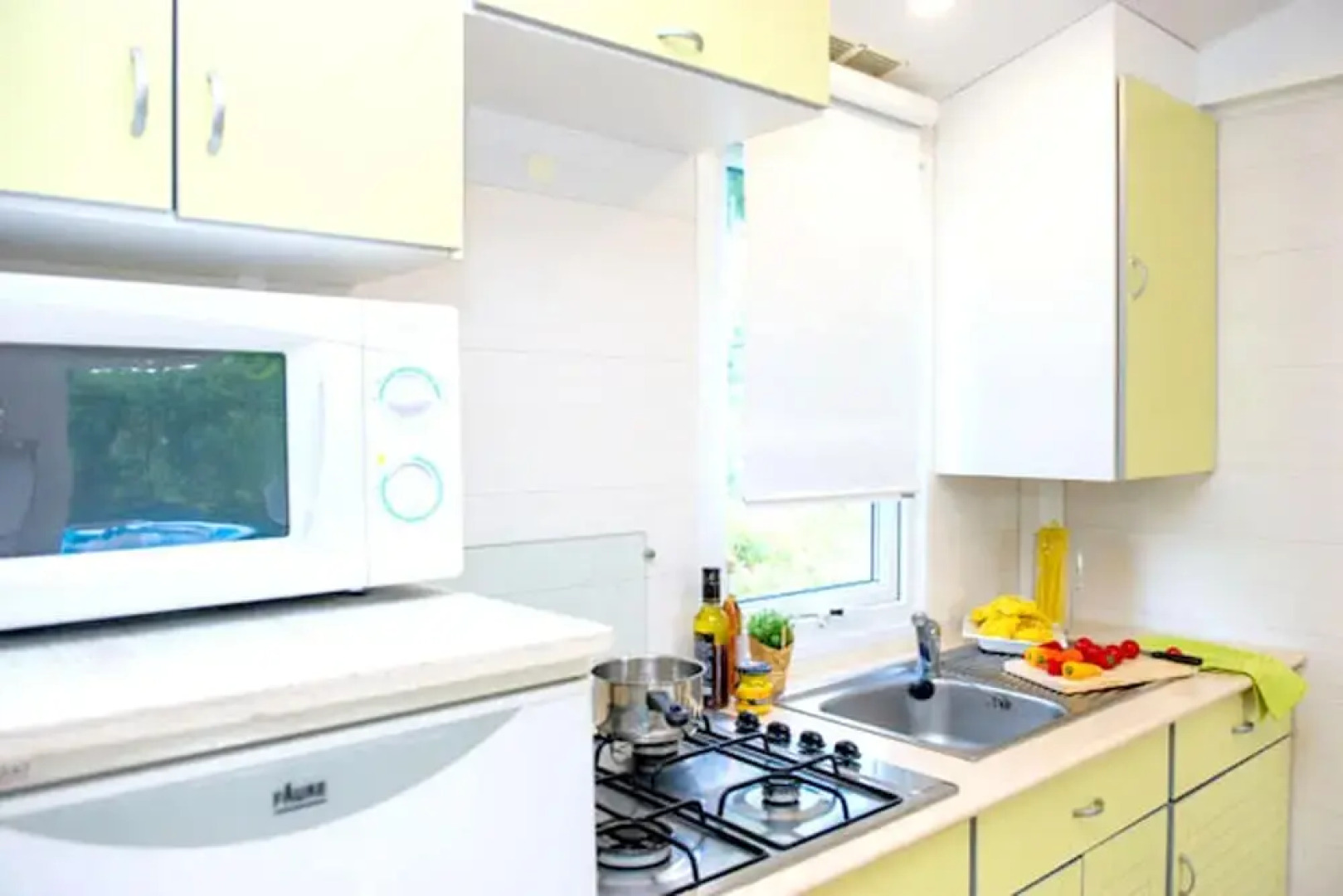 Property With 2 Bedrooms in Nages, With Wonderful Lake View, Pool Acce