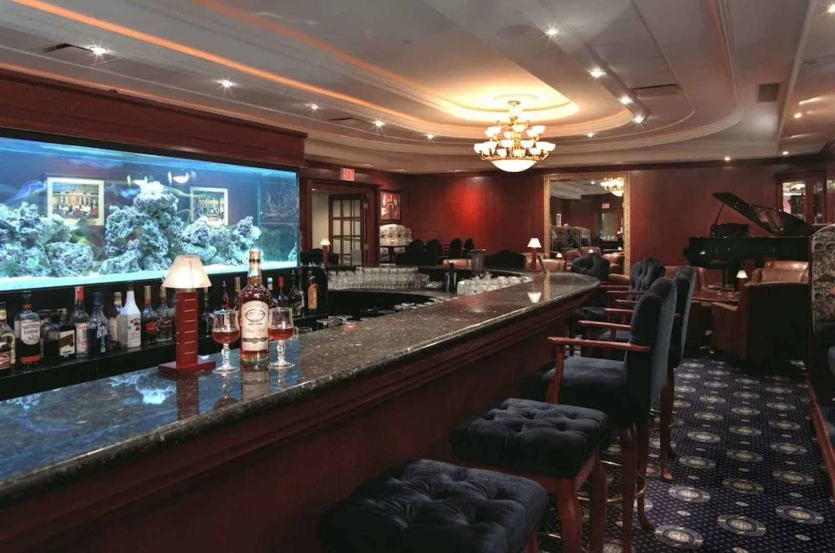 Chateau Louis Hotel & Conference Centre