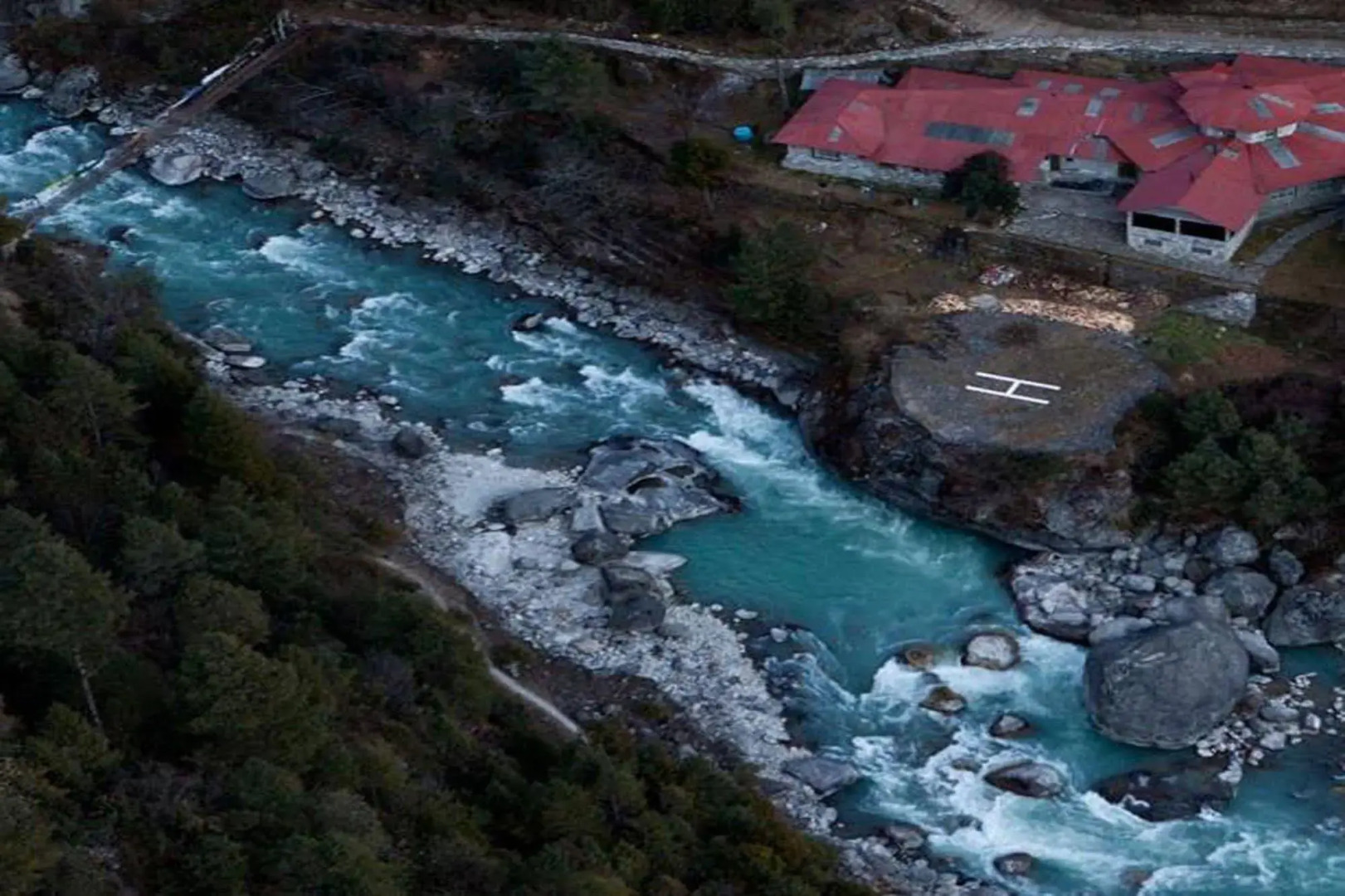 Yeti Mountain Home Phakding