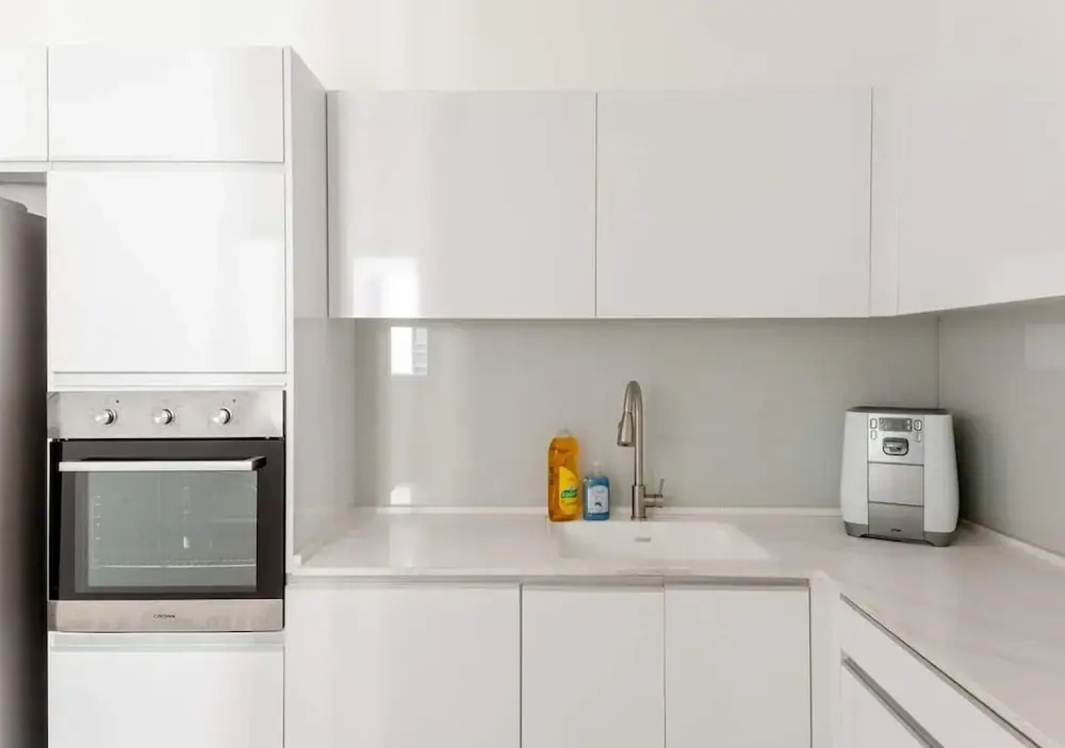 O-O Group -Luxury 3BR APT See View Tower