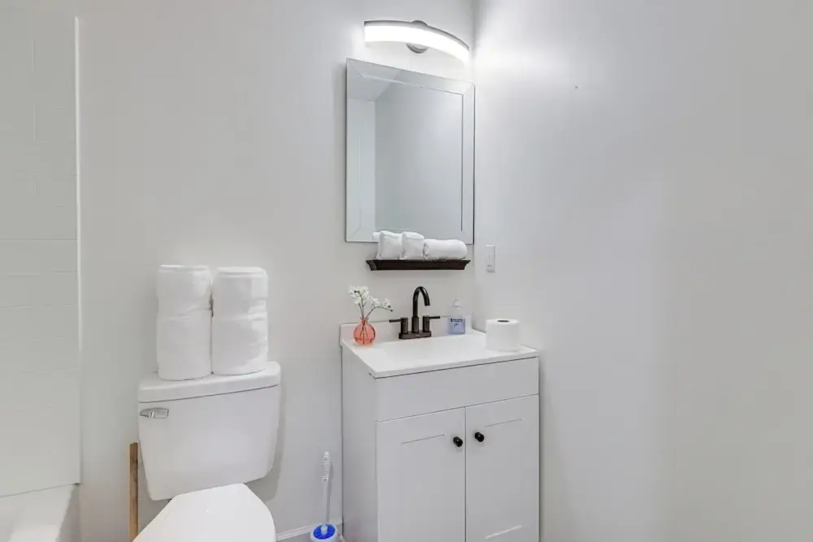 Modern Conyers Retreat - 9 Mi to Arabia Mountain!