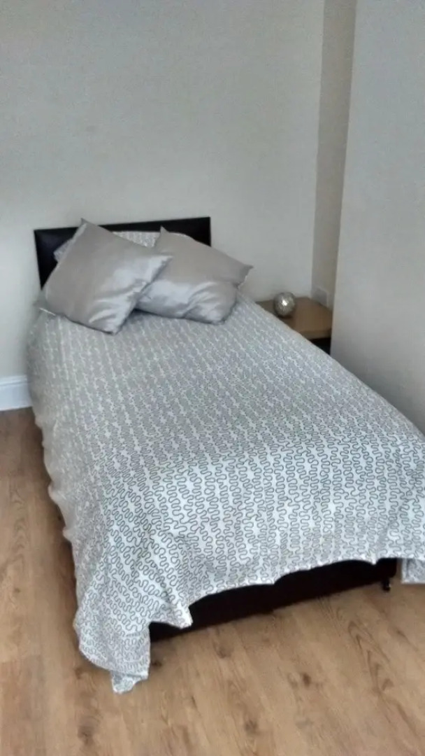 Derwent Street Apartment 1 - Self Catering Rooms