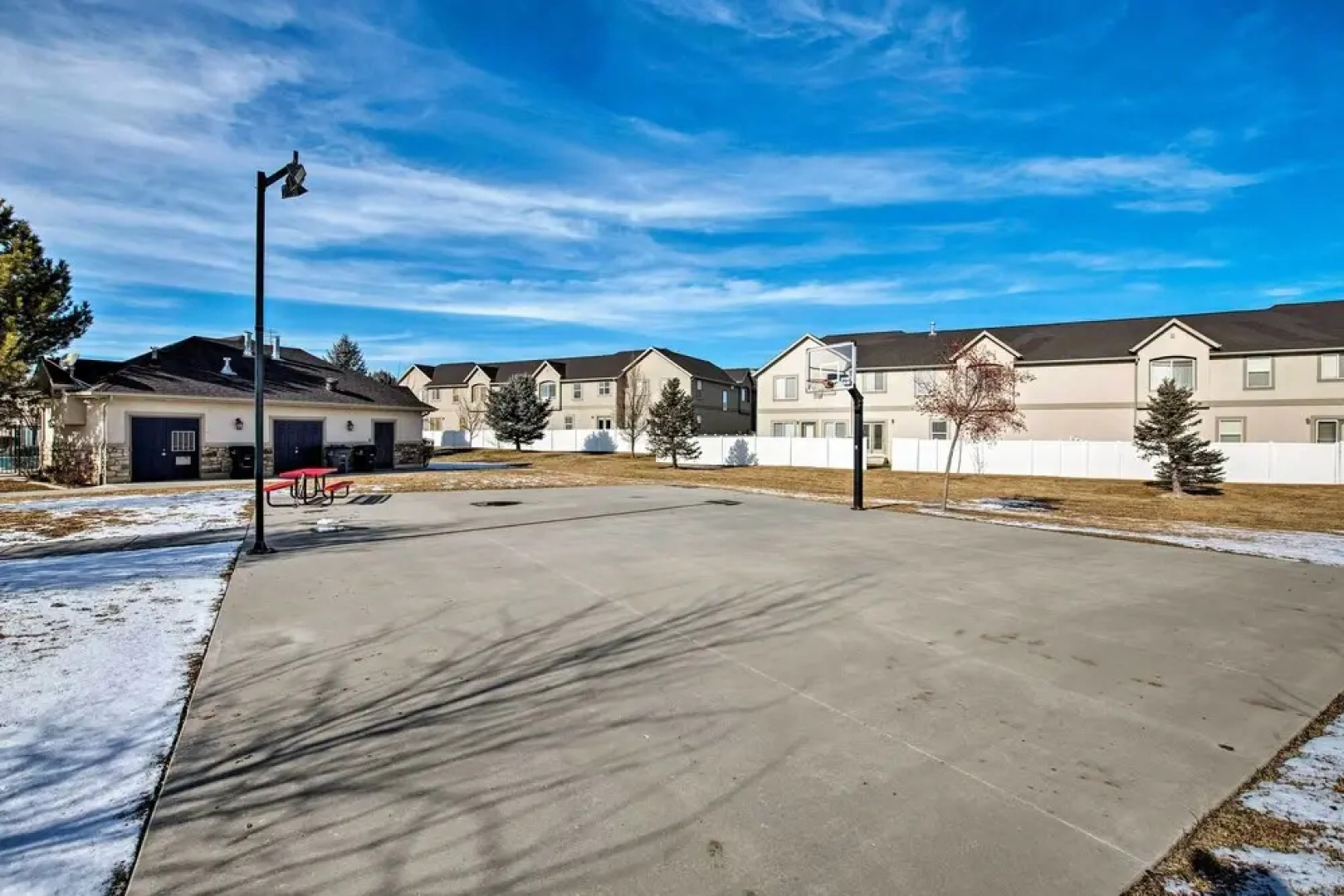 Mtn View Townhome w/ Amenities, 17 Mi to Snowbird!