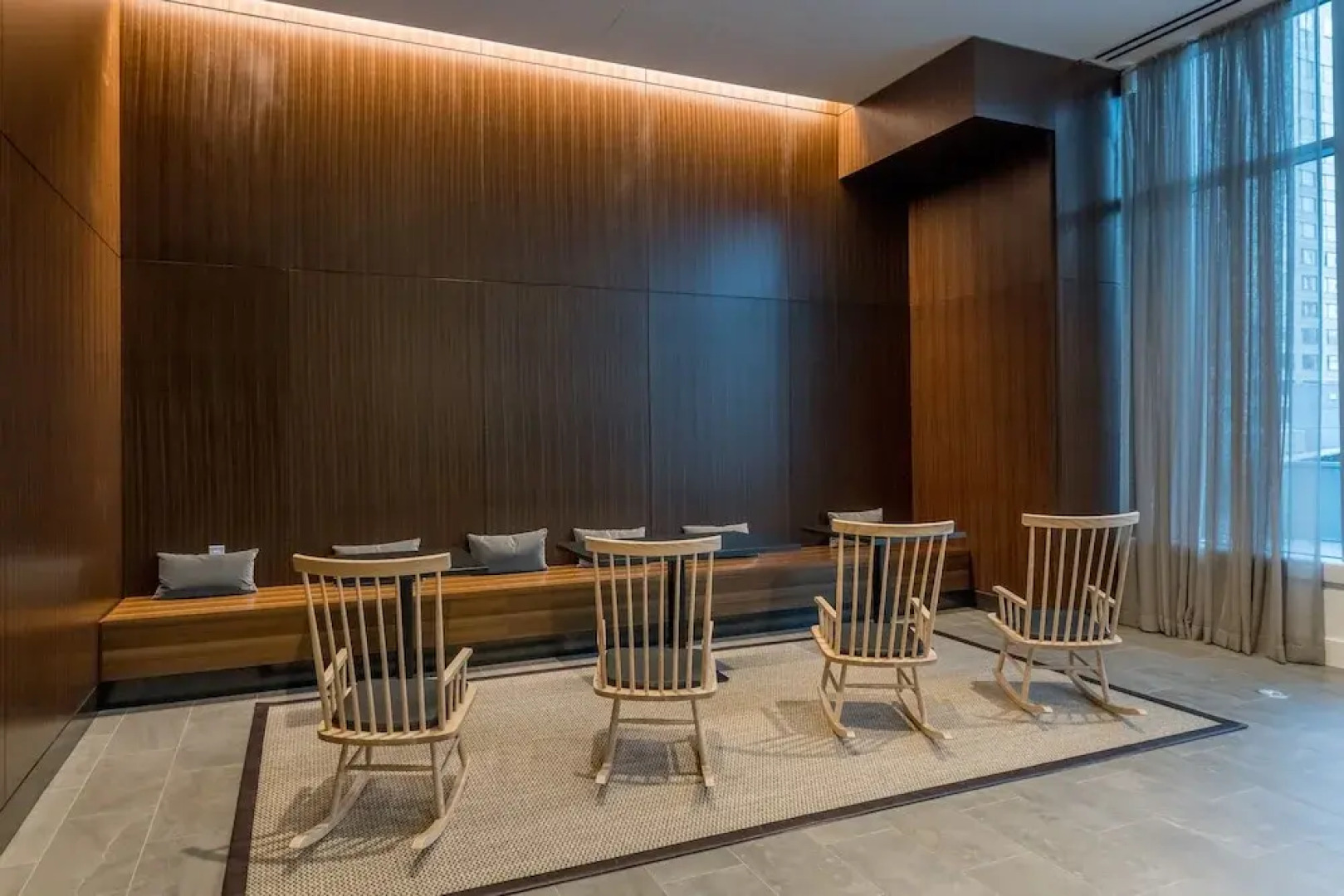 Dream Home Luxury Suites