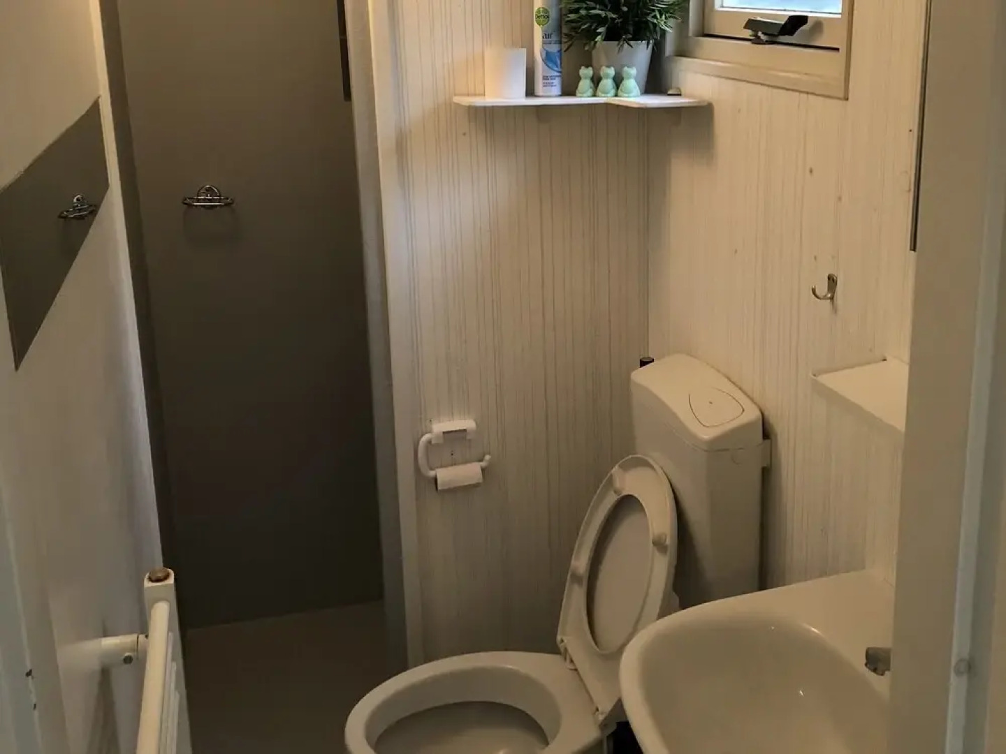 Nice Chalet With Garden, in the Antwerp Kempen