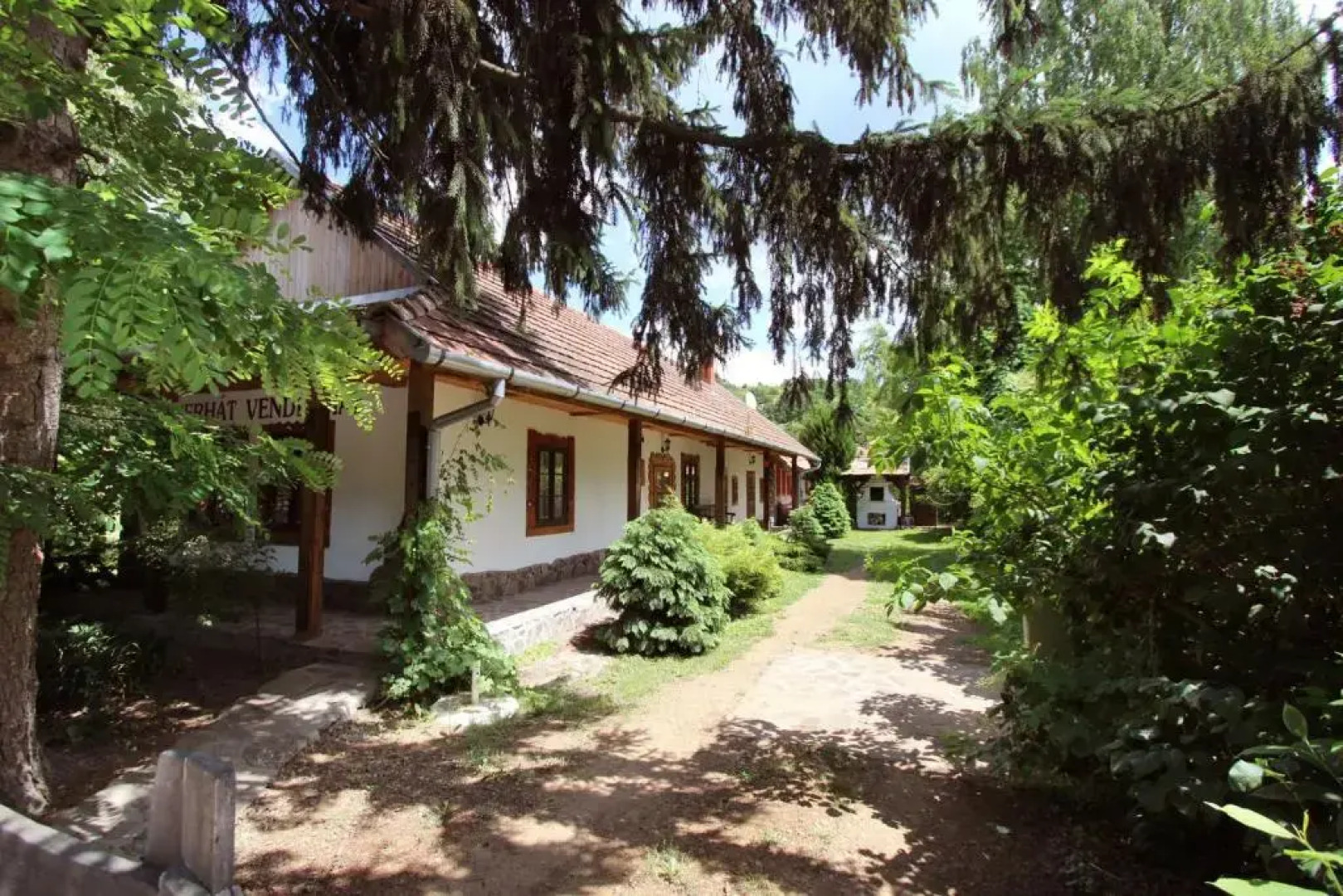 Cserhát Guesthouse
