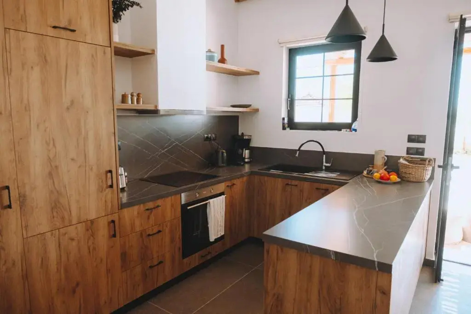 CasaCarma III, private pool, boho design, central