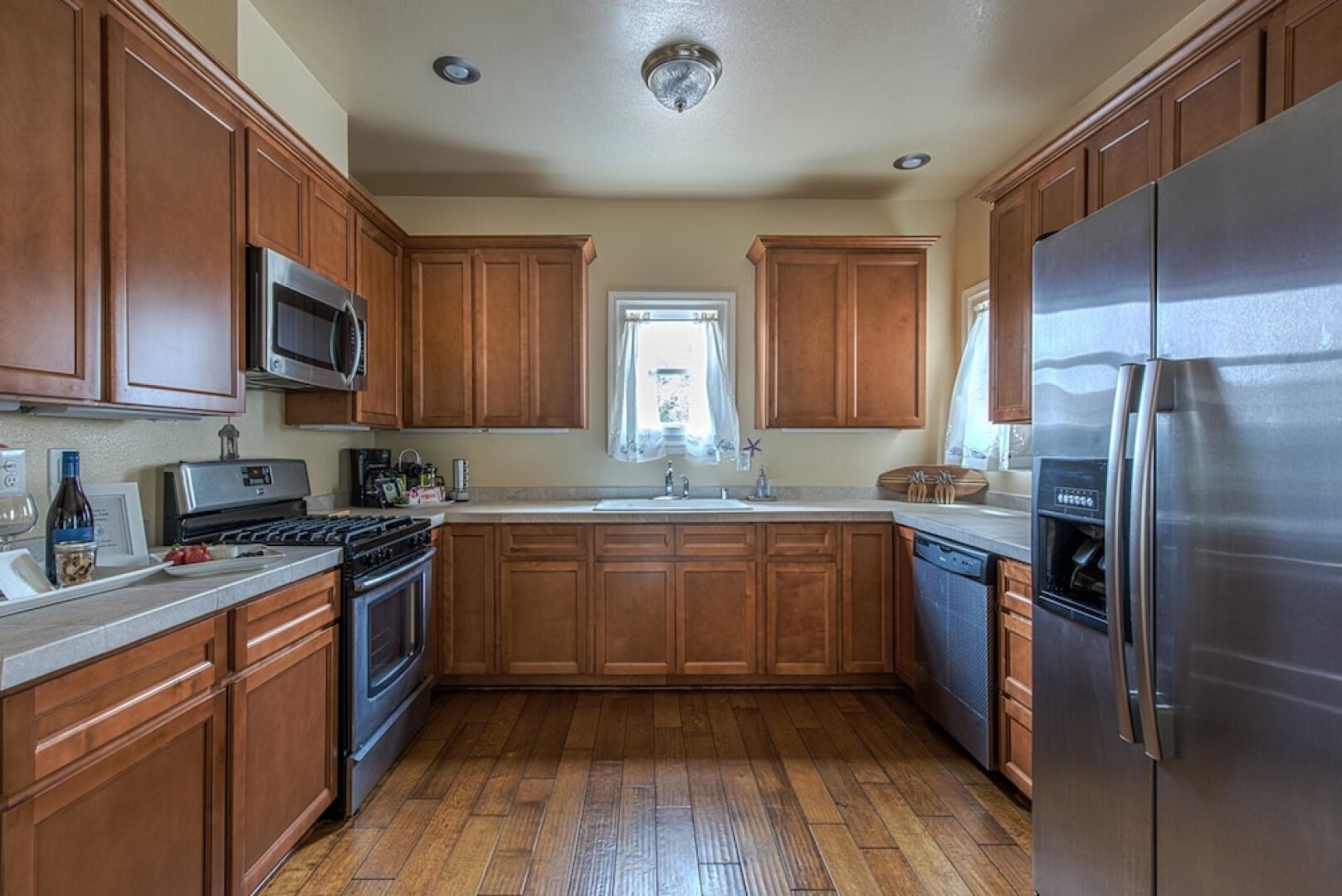 3729 Ocean Park Sanctuary