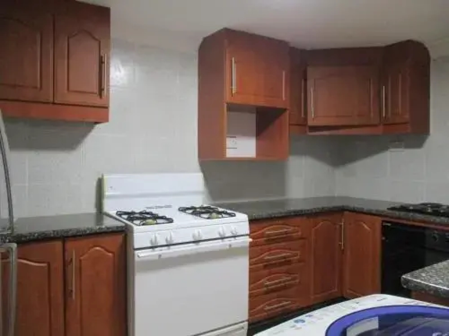 Avon Garden Apartments