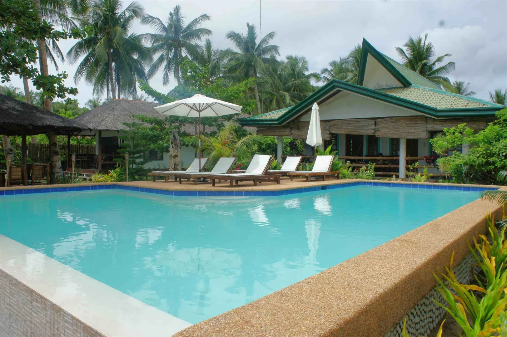 Romantic Beach Villas Siargao Island