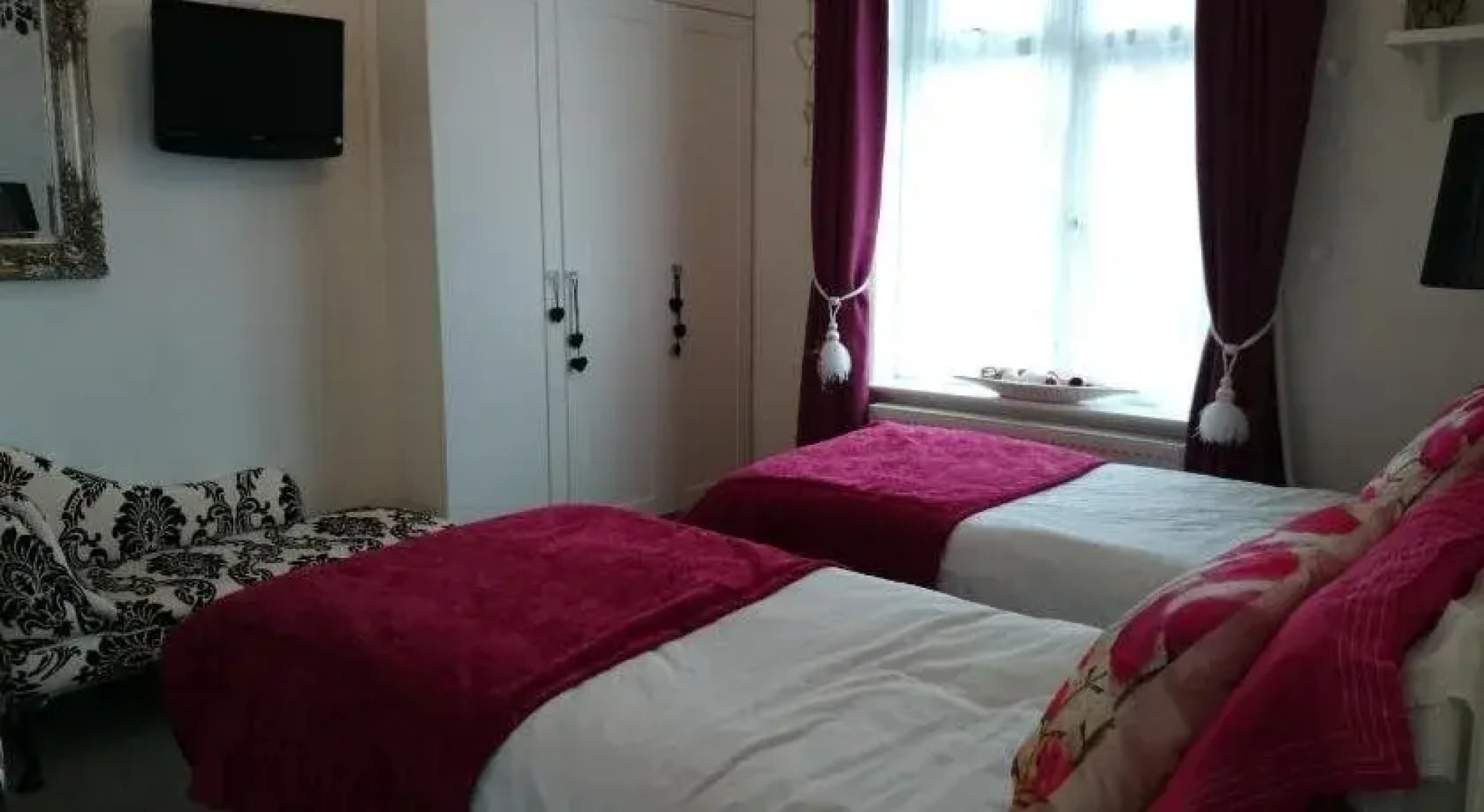 Robertsbrook Guest House