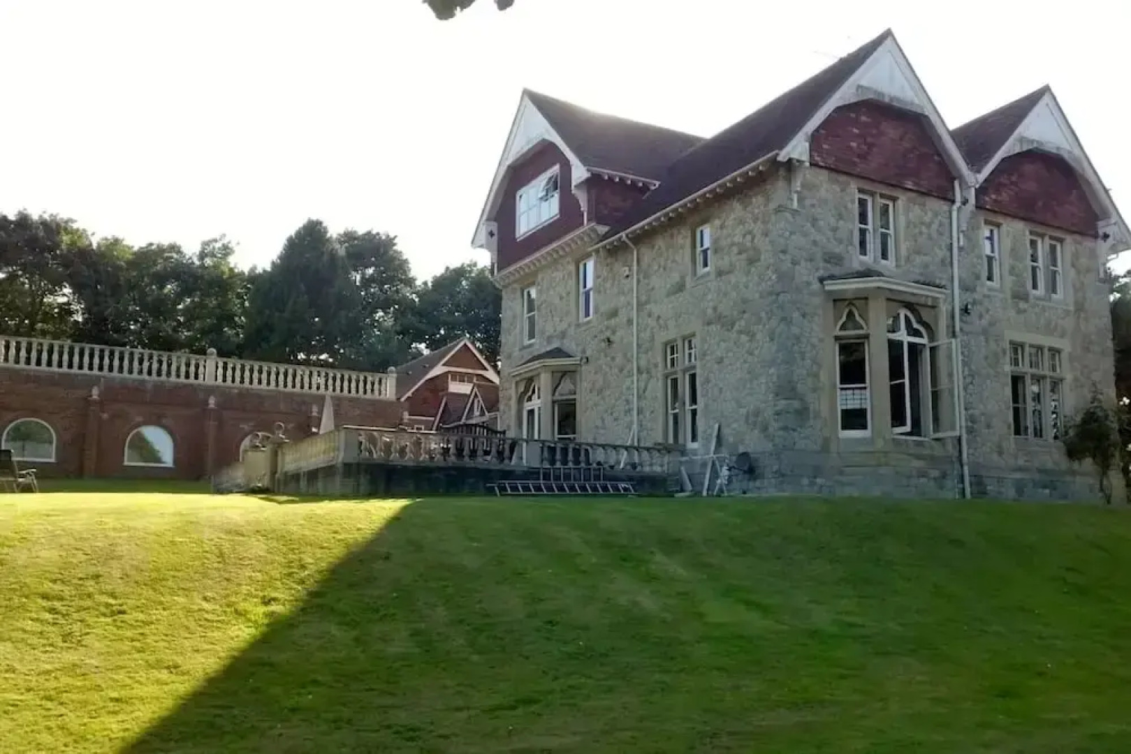 Historic Manor House - Sleeps 16 - Pool & Hot Tub