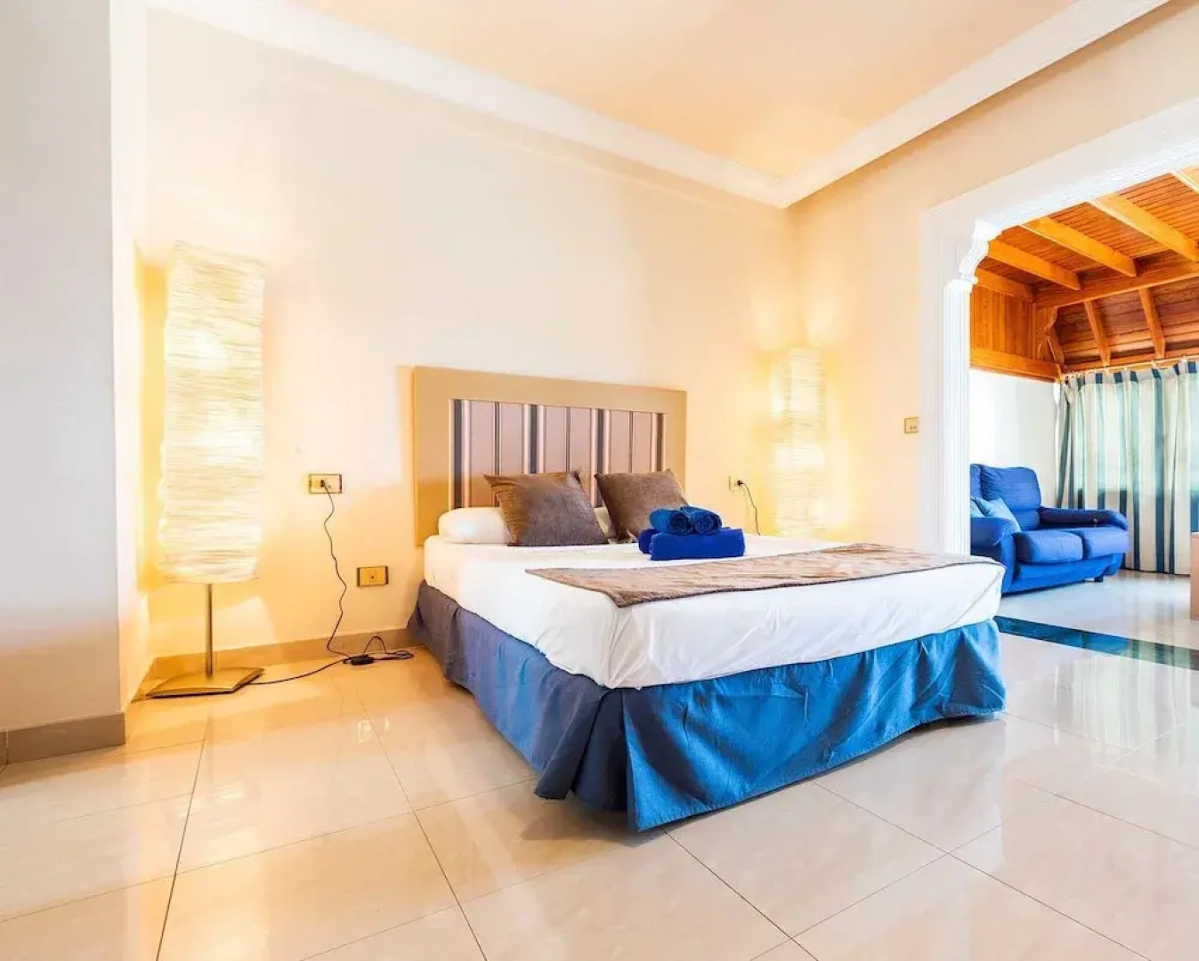 Penthouse Reducto Beach