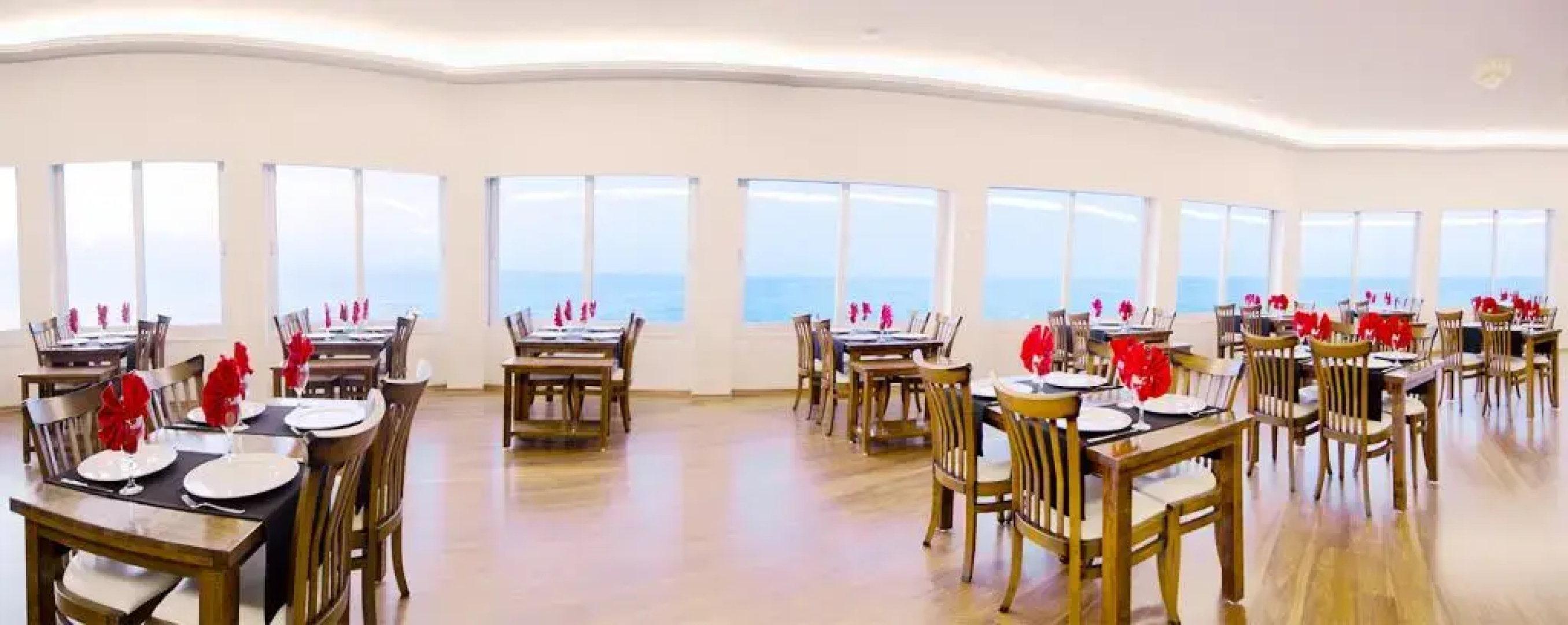 Lamos Hotel