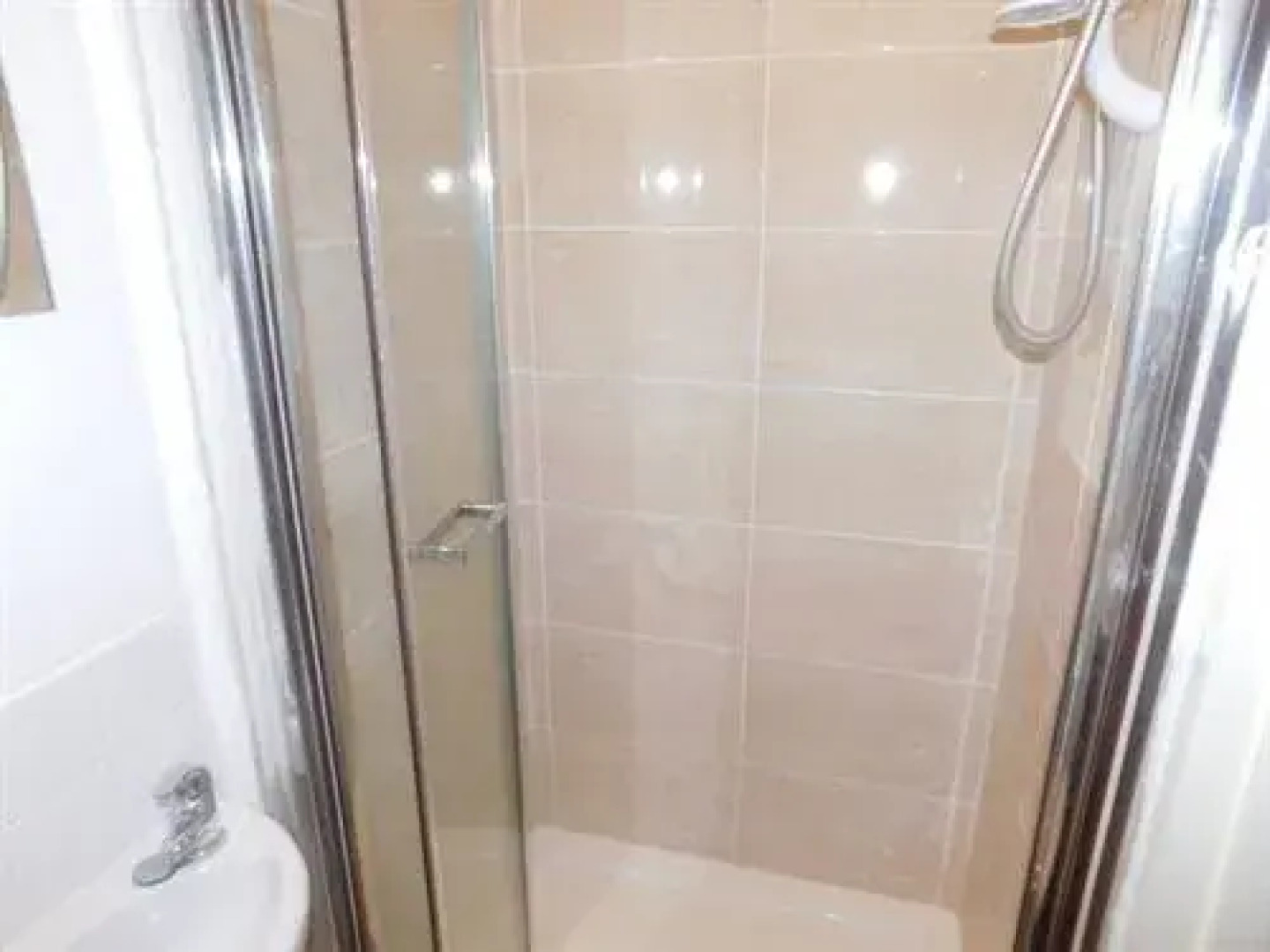 Spencer Inn Apartments