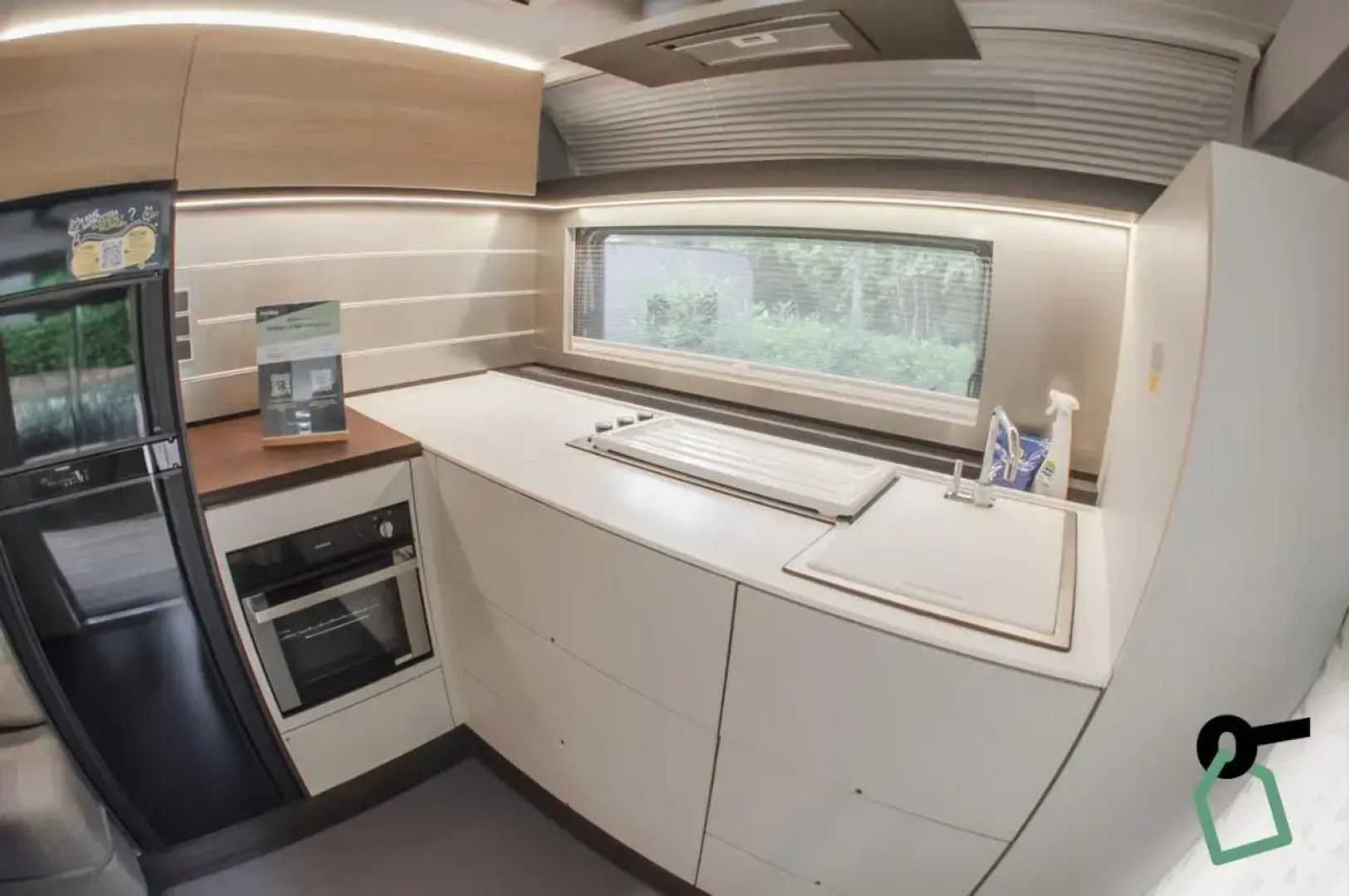 Deluxe - Two Bedroom No.2